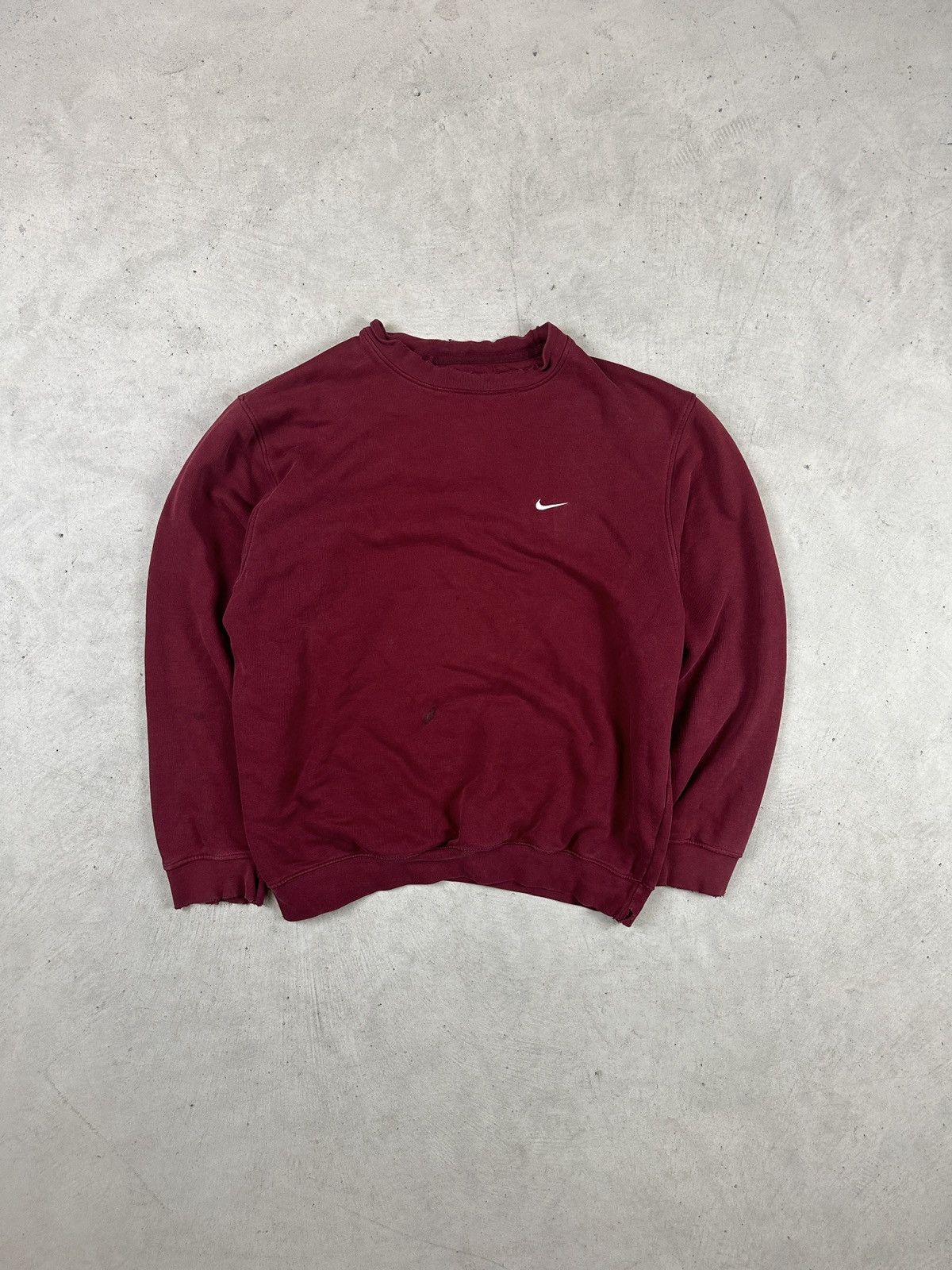 Nike × Vintage Vintage Nike Burgundy Crewneck Size US L / EU 52-54 / 3 - 1 Thumbnail
