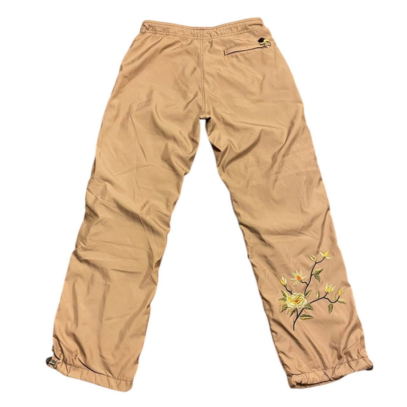 Gap Vintage Y2K Gap parachute pants with floral embroidery Size 27" / US 4 / IT 40 - 1 Thumbnail