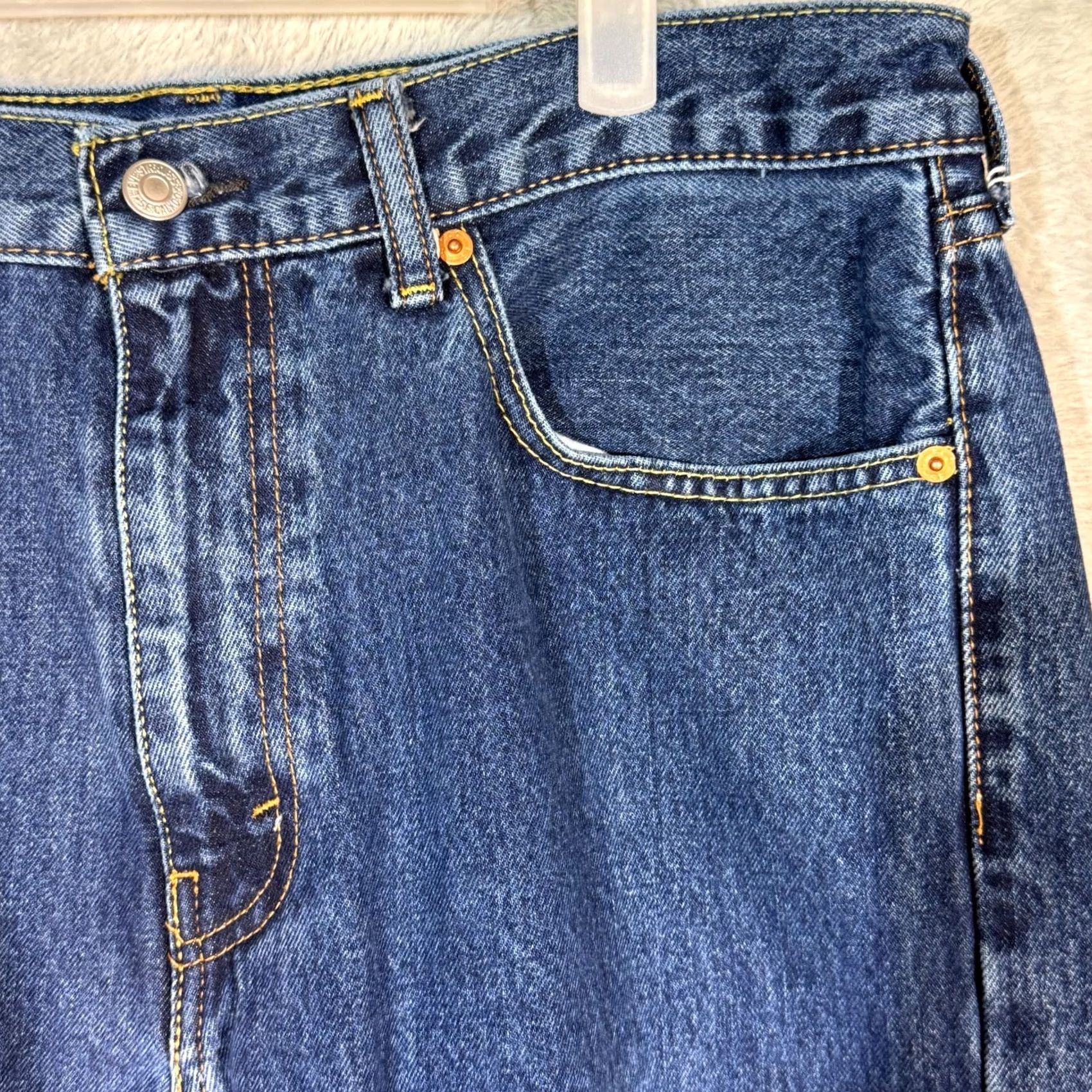 Levi's Levi’s 505 Jeans Straight Leg Blue Denim Stretch Mid-Rise 36 x 30 Men’s Size US 36 / EU 52 - 4 Thumbnail