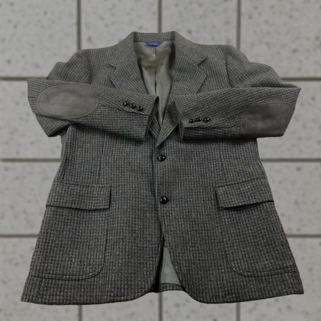 Pendleton VTG Pendleton Blazer Mens 44 Gray Wool Tweed Elbow Patch Sport Coat Jacket USA Shirt Mens 44 Gray Tweed Wool Pendleton Blazer Size 44R - 1 Thumbnail