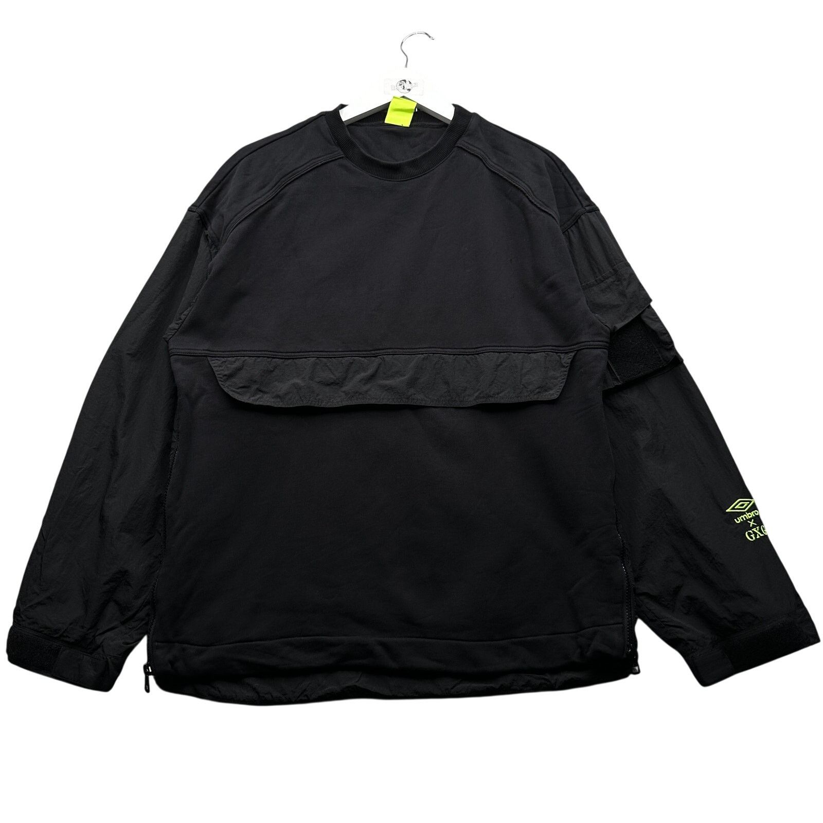 Umbro Umbro x GXG Sweatshirt Men M Shoulder Pocket Black Neon Logo Size US M / EU 48-50 / 2 - 1 Thumbnail