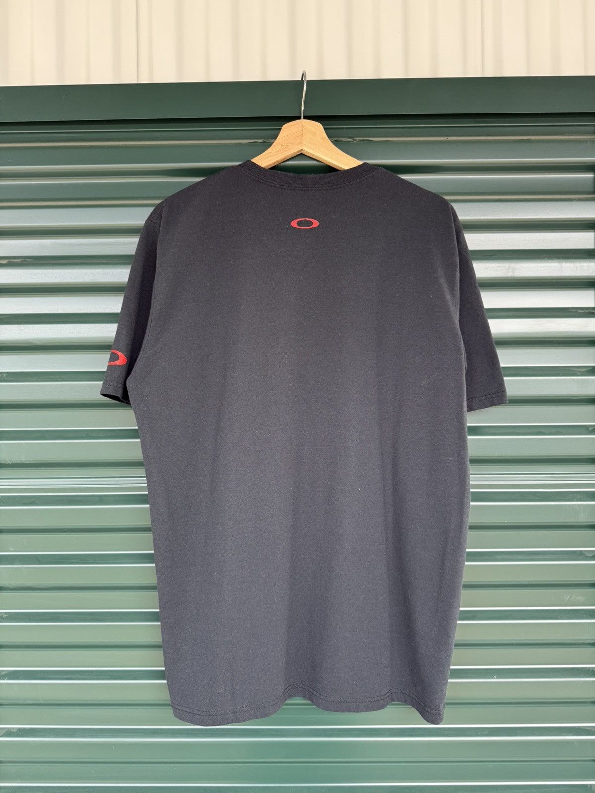 Oakley × Vintage Vintage Oakley Box Logo T Shirt Size US L / EU 52-54 / 3 - 2 Thumbnail