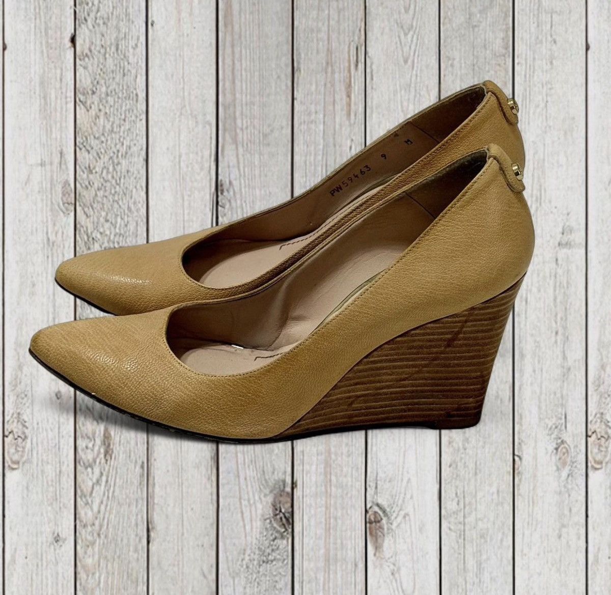 Stuart Weitzman Stuart Weitzman Tan Pebbled Leather Wedge Pumps | Size: 9M Size US 9 / IT 39 - 6 Thumbnail