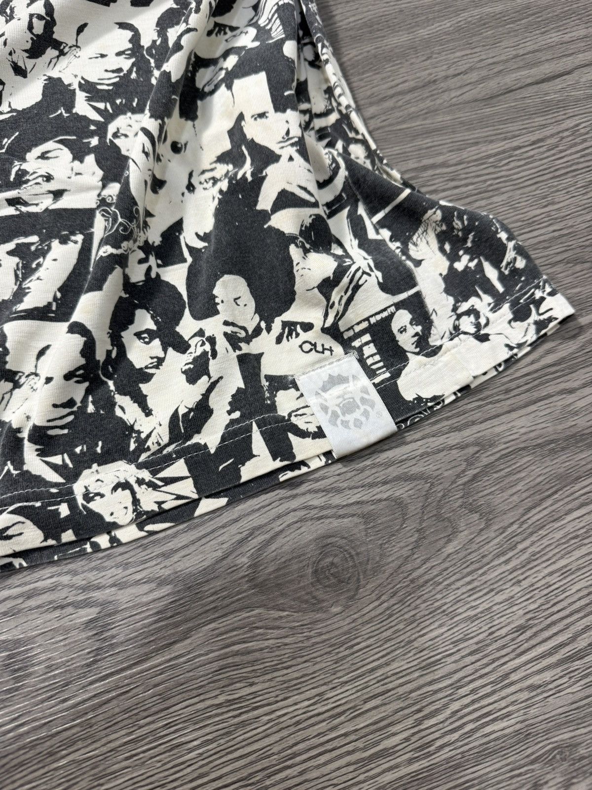 Rap Tees all the faces of rappers 90's Size US XXL / EU 58 / 5 - 8 Thumbnail