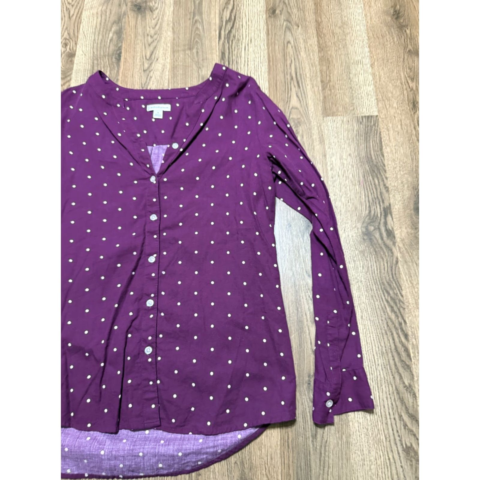 Croft & Barrow Croft & Barrow Shirt Women's Small Purple Polka Long Sleeve Button Up Size S / US 4 / IT 40 - 4 Thumbnail
