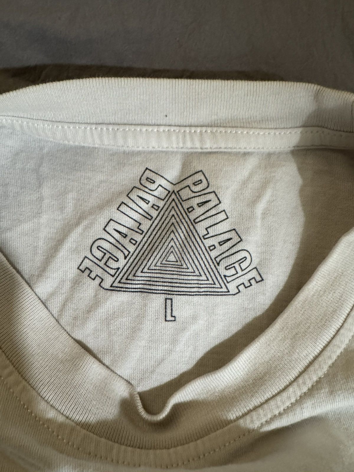Palace Palace Reign Man Tee 2019 Size US L / EU 52-54 / 3 - 3 Thumbnail