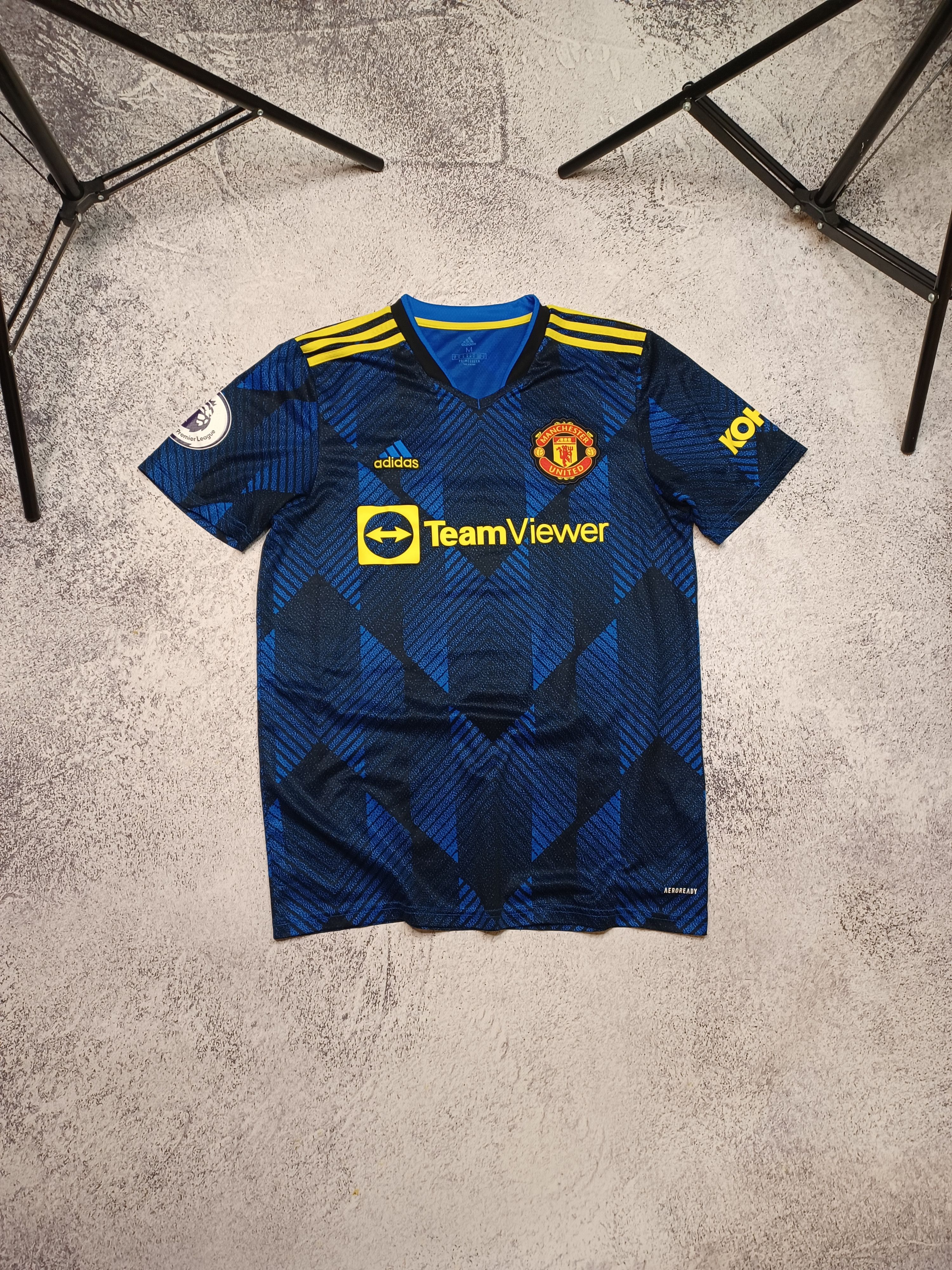 Adidas Football Jersey Manchester United x Adidas 20/21’ Size US M / EU 48-50 / 2 - 3 Thumbnail