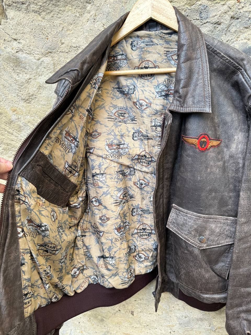 Vintage Vintage 90s Oversized Distressed Leather Bomber Jacket Size US XL / EU 56 / 4 - 5 Thumbnail