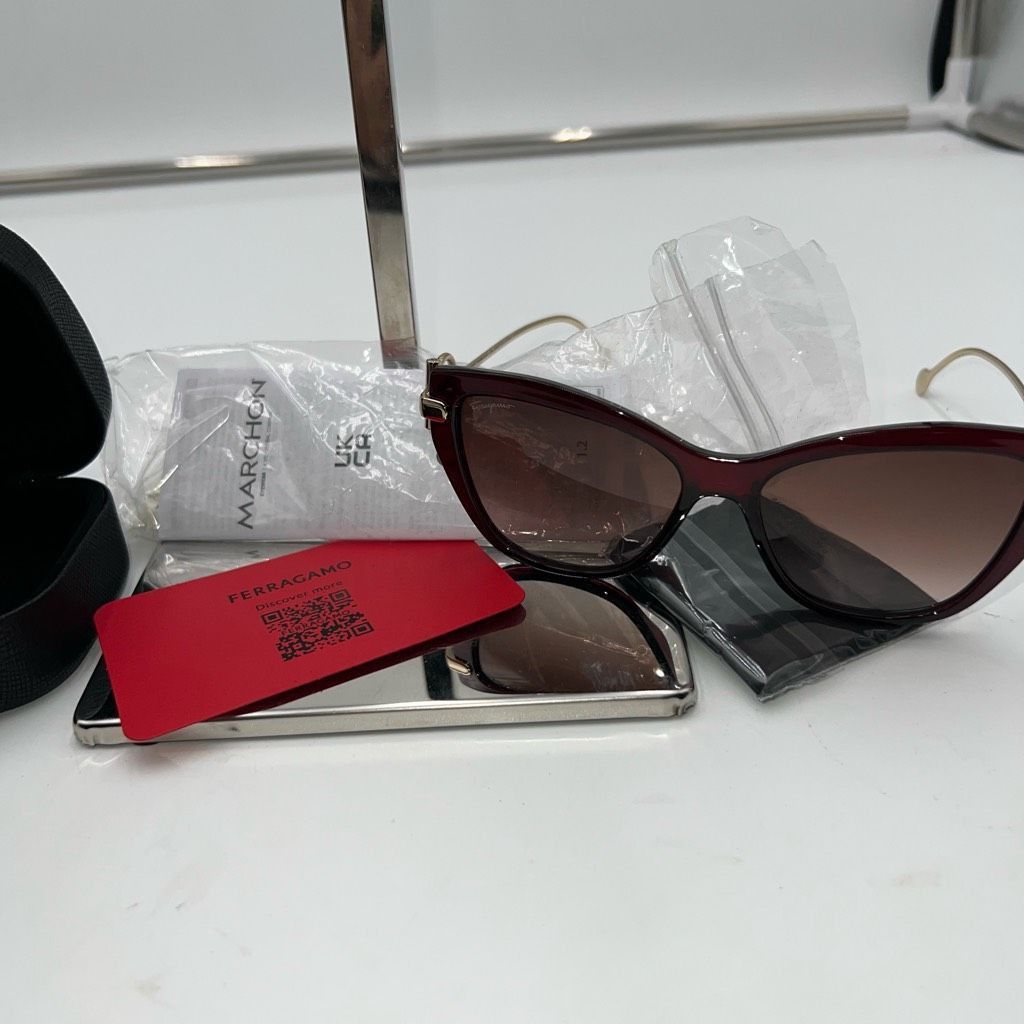Salvatore Ferragamo Ferragamo Cat Eye Full Inclusion Sunglasses Size ONE SIZE - 8 Thumbnail