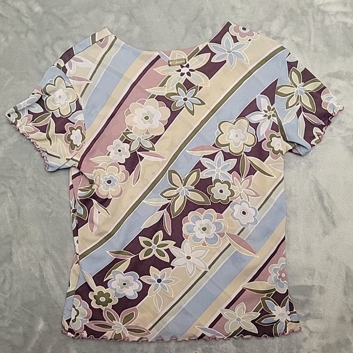 Vintage VINTAGE Columbia Vertex Shirt Womens M Floral Stripe Nylon Stretch Hiking Top Y2K 2000s Purple Short Sleeve T-Shirt Mens Womens Boys Girls Size M / US 6-8 / IT 42-44 - 5 Thumbnail