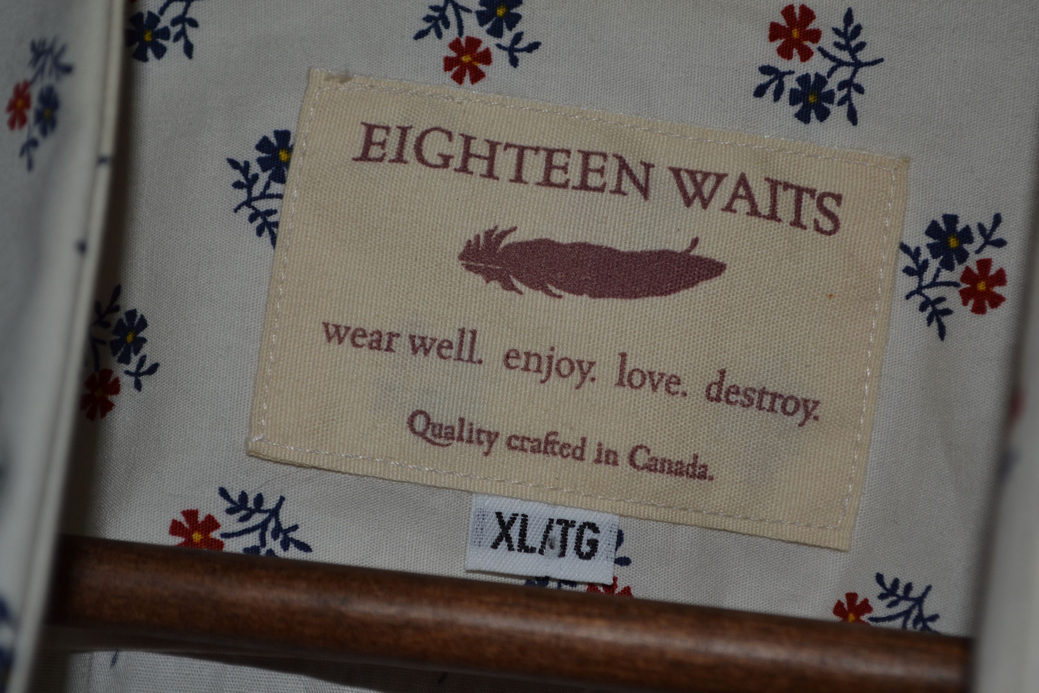 18 Waits 18 Waits Dylan Vintage Flowers White shirt XL Size US XL / EU 56 / 4 - 5 Thumbnail