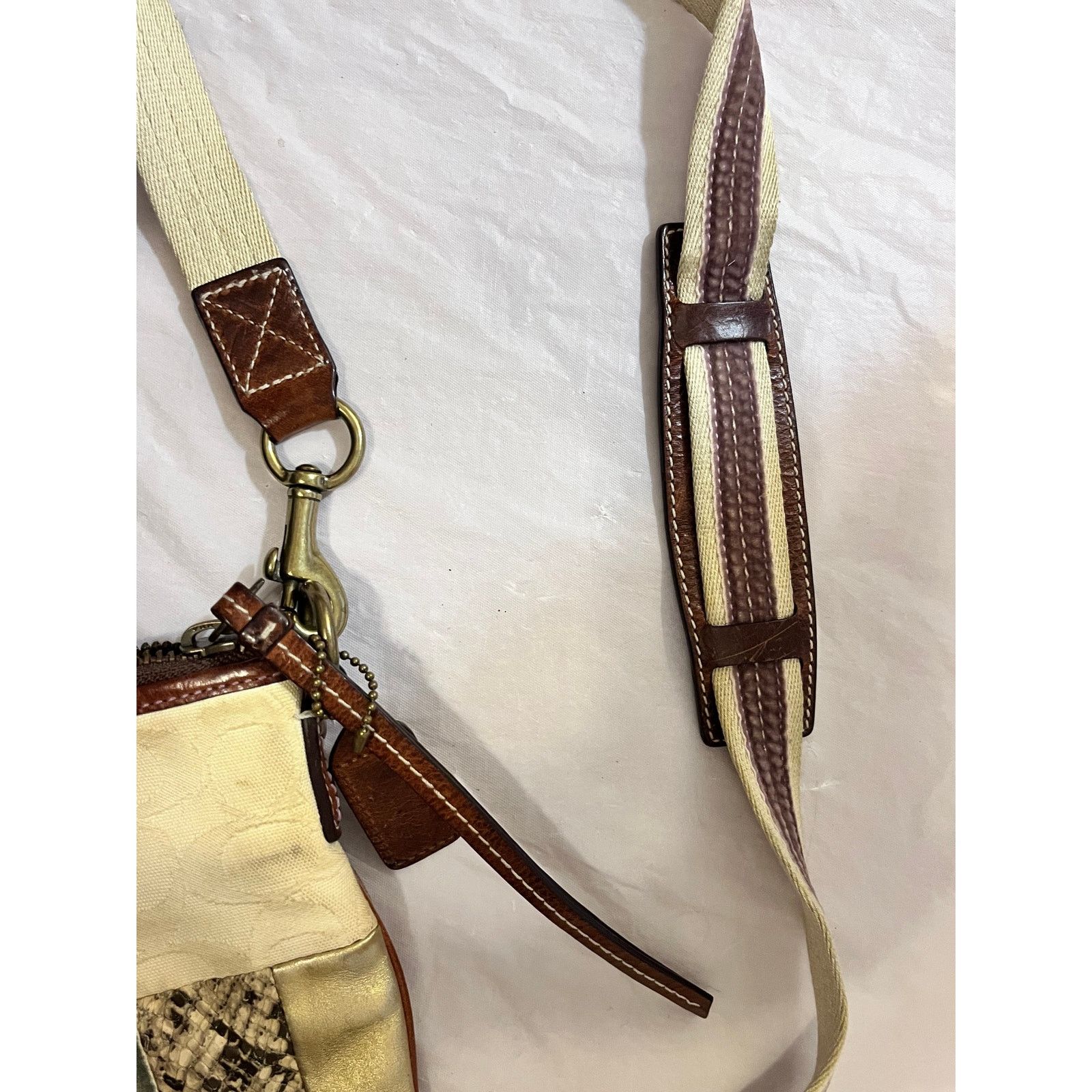 Coach Coach No. B063-10006 Patchwork Style Crossbody Bag Size ONE SIZE - 8 Thumbnail