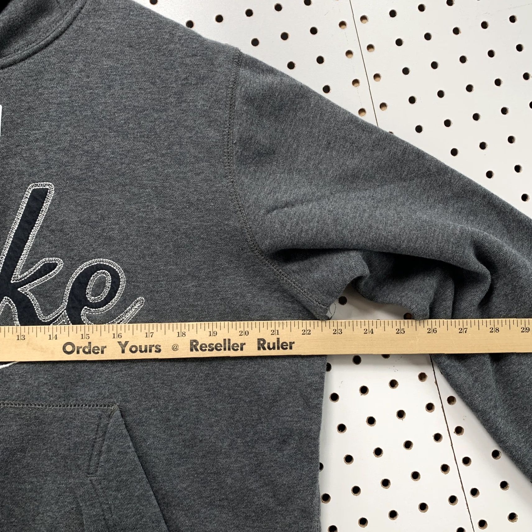 Nike Nike Hoodie Sweatshirt Gray Long Sleeve Pullover Mens Medium Center Swoosh Size US M / EU 48-50 / 2 - 4 Thumbnail