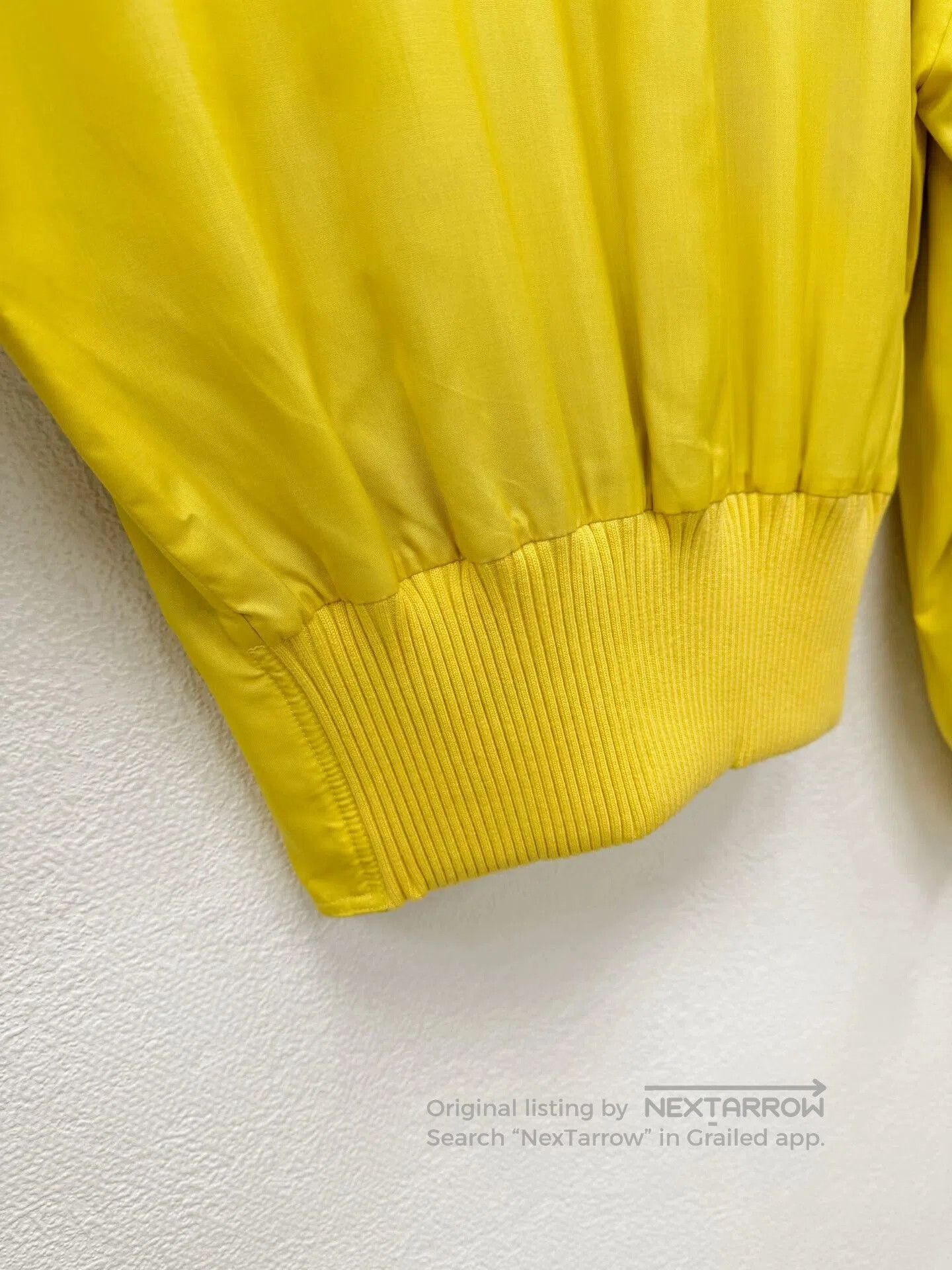 Versace versace silk outerwear jacket in yellow. Size US L / EU 52-54 / 3 - 6 Thumbnail