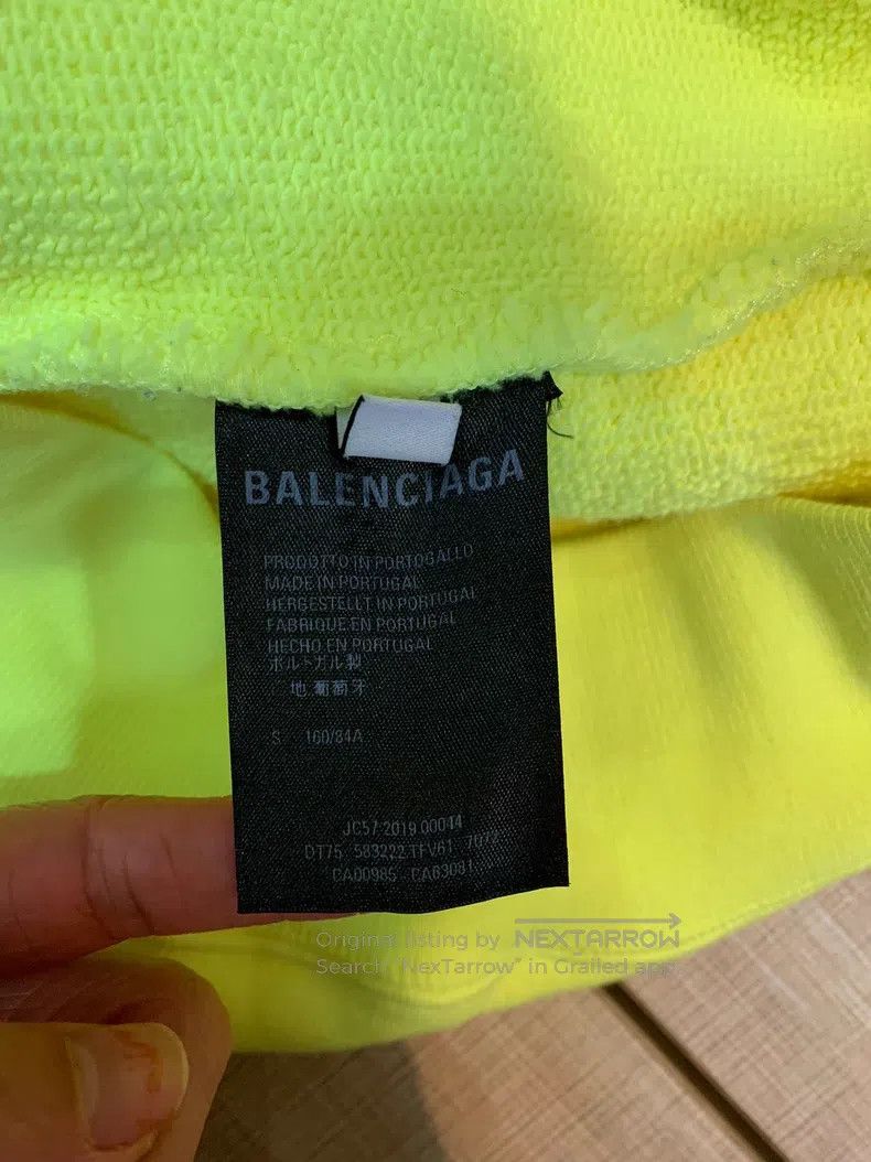 Balenciaga Balenciaga Neon Yellow Green Buckle Hooded Sweatshirt Size US S / EU 44-46 / 1 - 6 Thumbnail