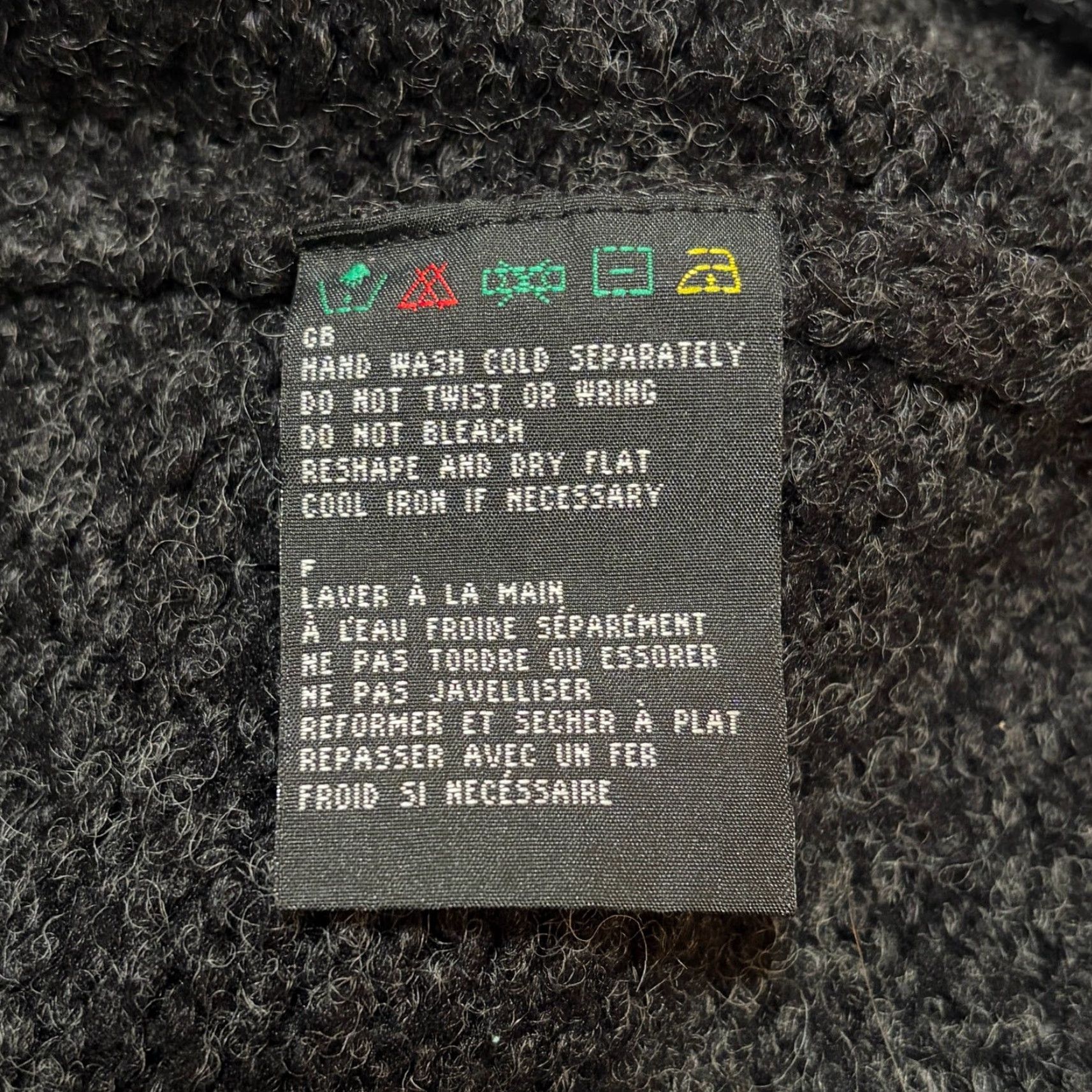 Harley Davidson VINTAGE Harley Davidson Sweater Mens M Gray 90s Biker Motorcycle Mock Neck Pullover Knit - Knit Style: Tight-Knit, Embroidered graphics Size US M / EU 48-50 / 2 - 5 Thumbnail