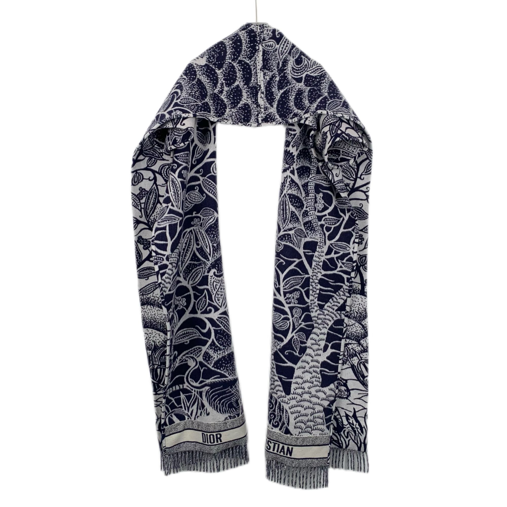 Dior Christian Dior Navy & White Floral Angora-Wool Scarf Size XS Size ONE SIZE - 2 Thumbnail
