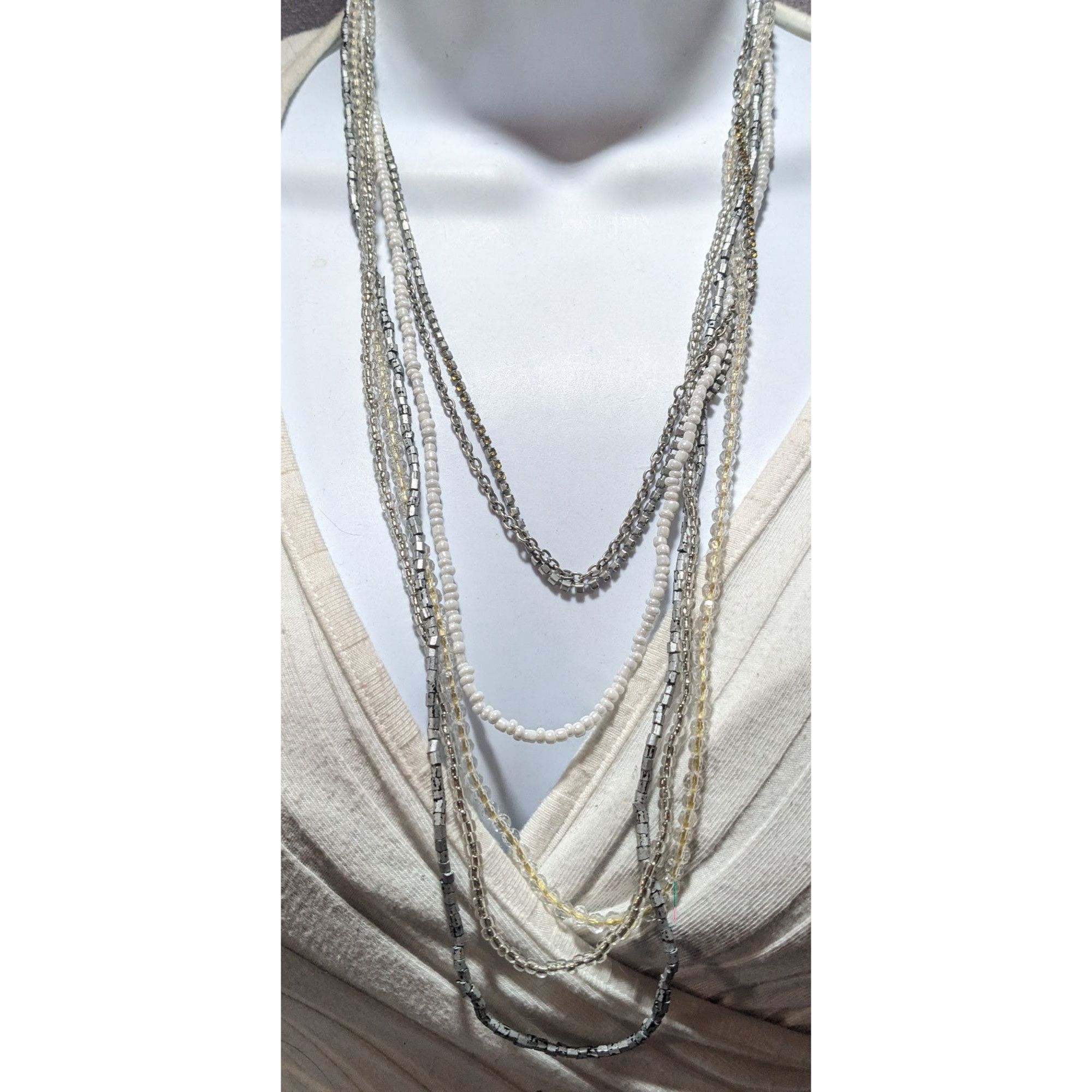 American Eagle Outfitters AEO Multilayer Bohemian Glass Beaded Necklace Size ONE SIZE - 6 Thumbnail