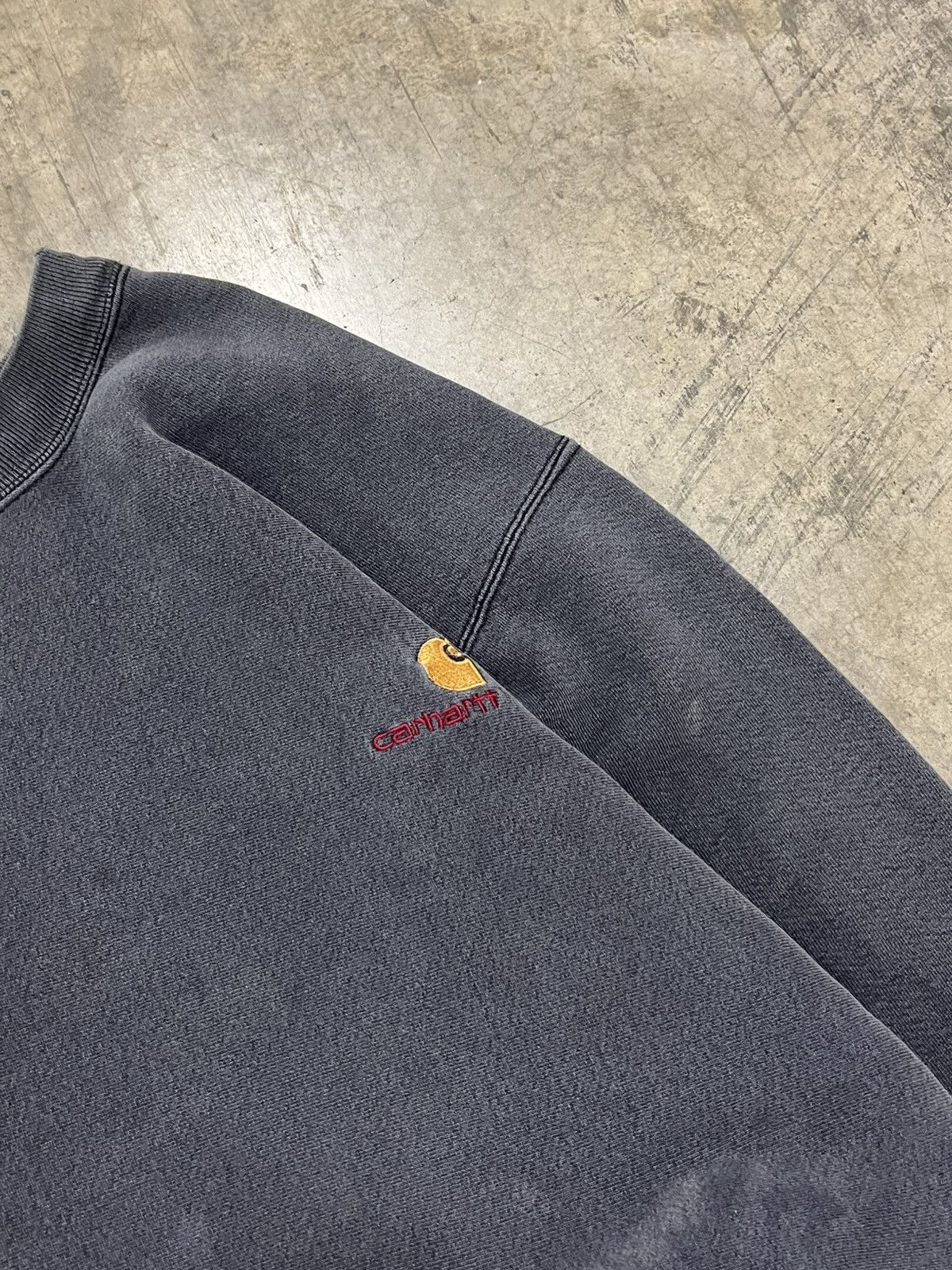 Carhartt Carhartt vintage faded black charcoal gray rugged wear crew Size US XL / EU 56 / 4 - 5 Thumbnail