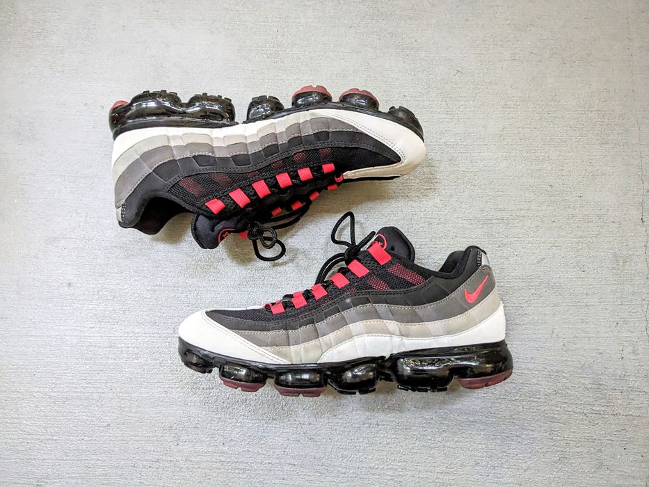 Vapormax store 95 comet