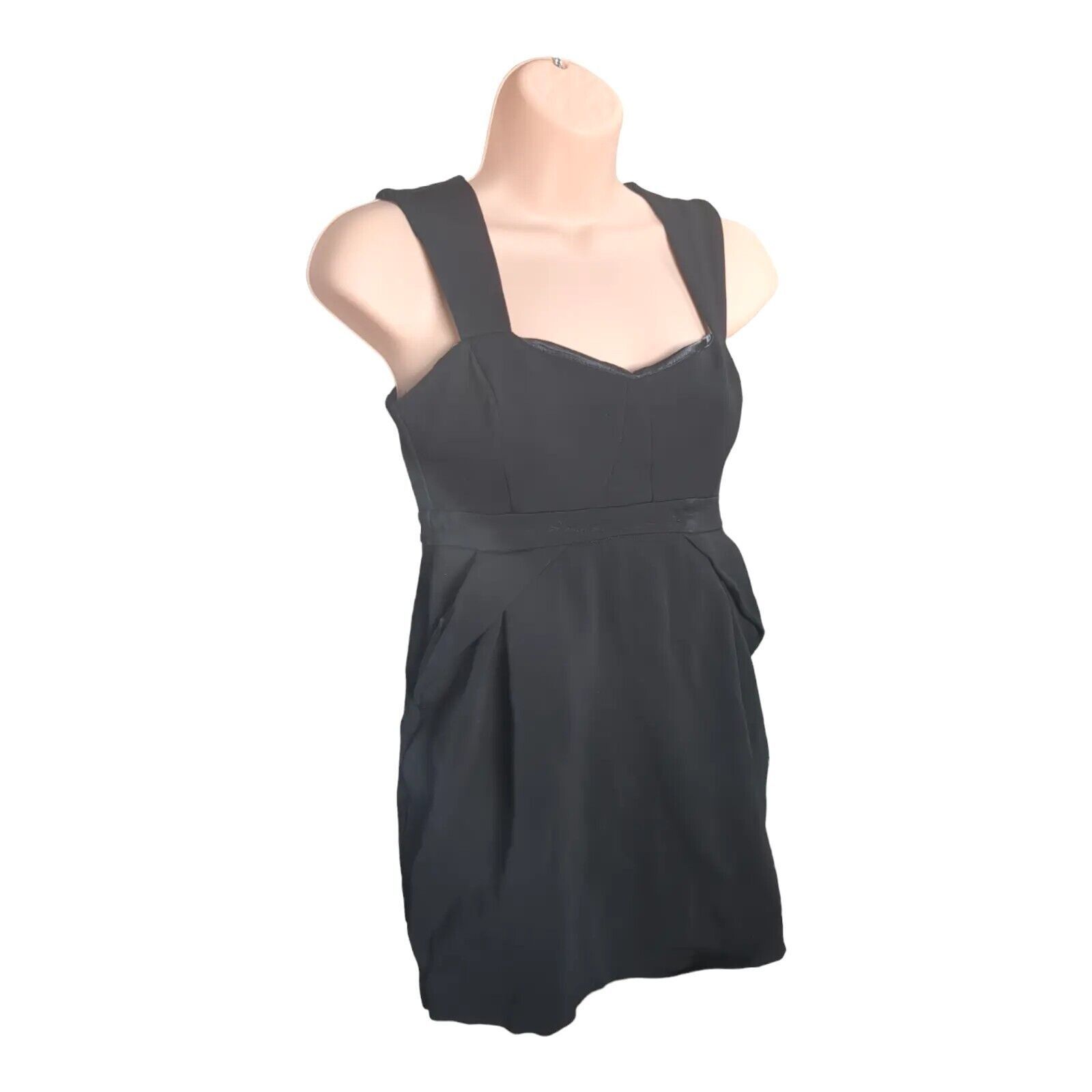 Other Forever New Fitted Dress in Black- Size 8 - Pre-loved Size S / US 4 / IT 40 - 1 Thumbnail