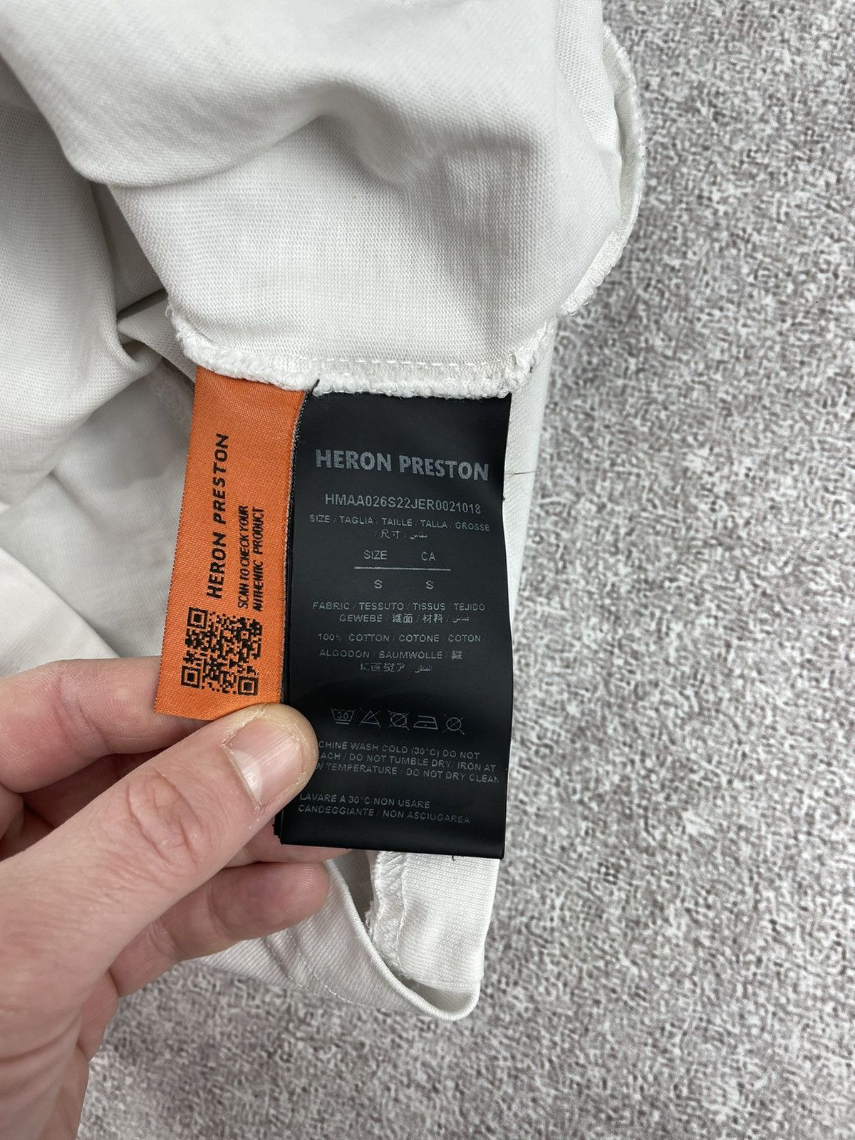 Heron Preston Heron Preston Oversized Tee T shirt Size US S / EU 44-46 / 1 - 13 Thumbnail