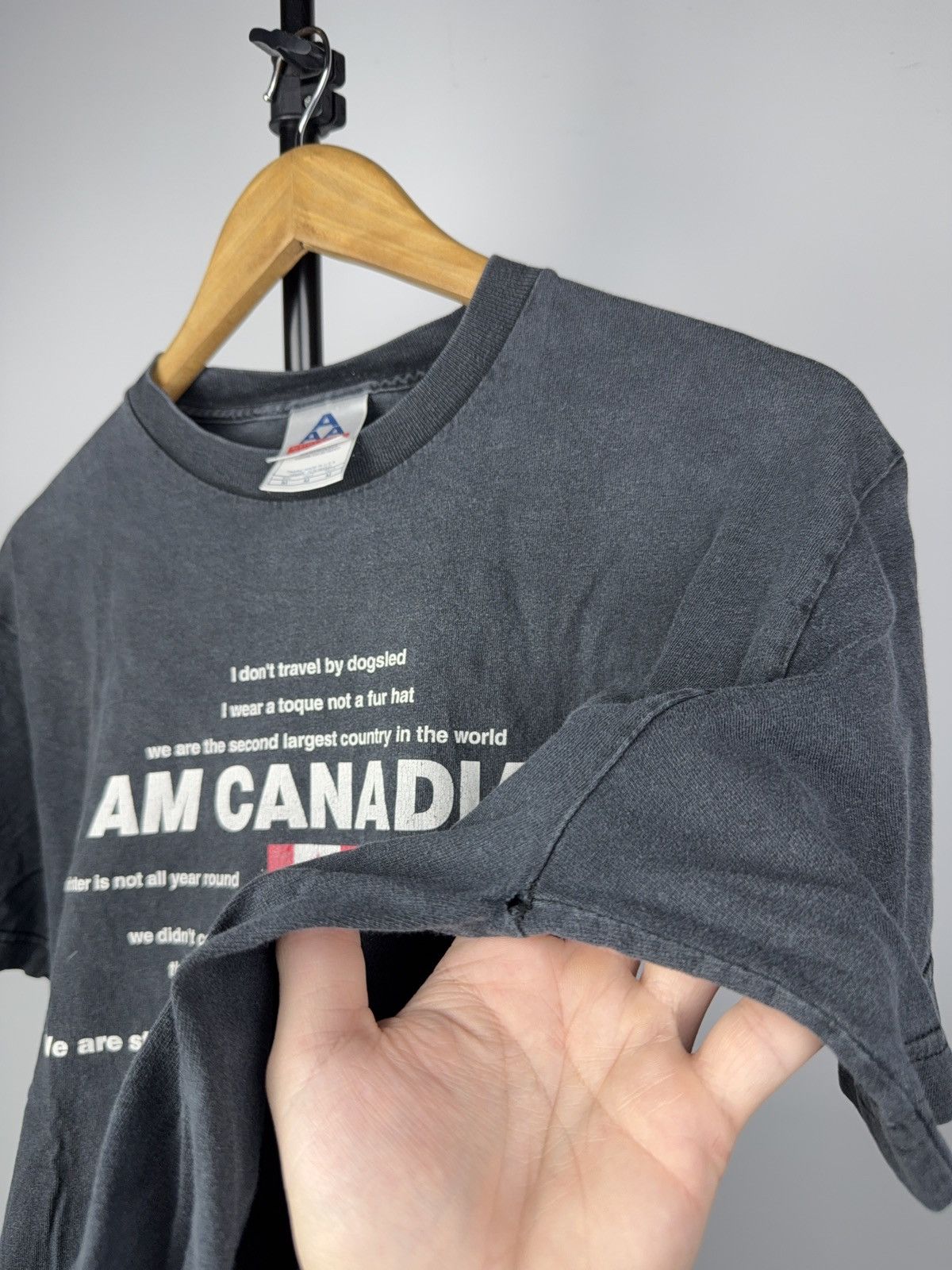 Vintage Faded 90s Funny “I Am Canadian” Vintage Humor Hockey T Shirt Size US M / EU 48-50 / 2 - 8 Thumbnail