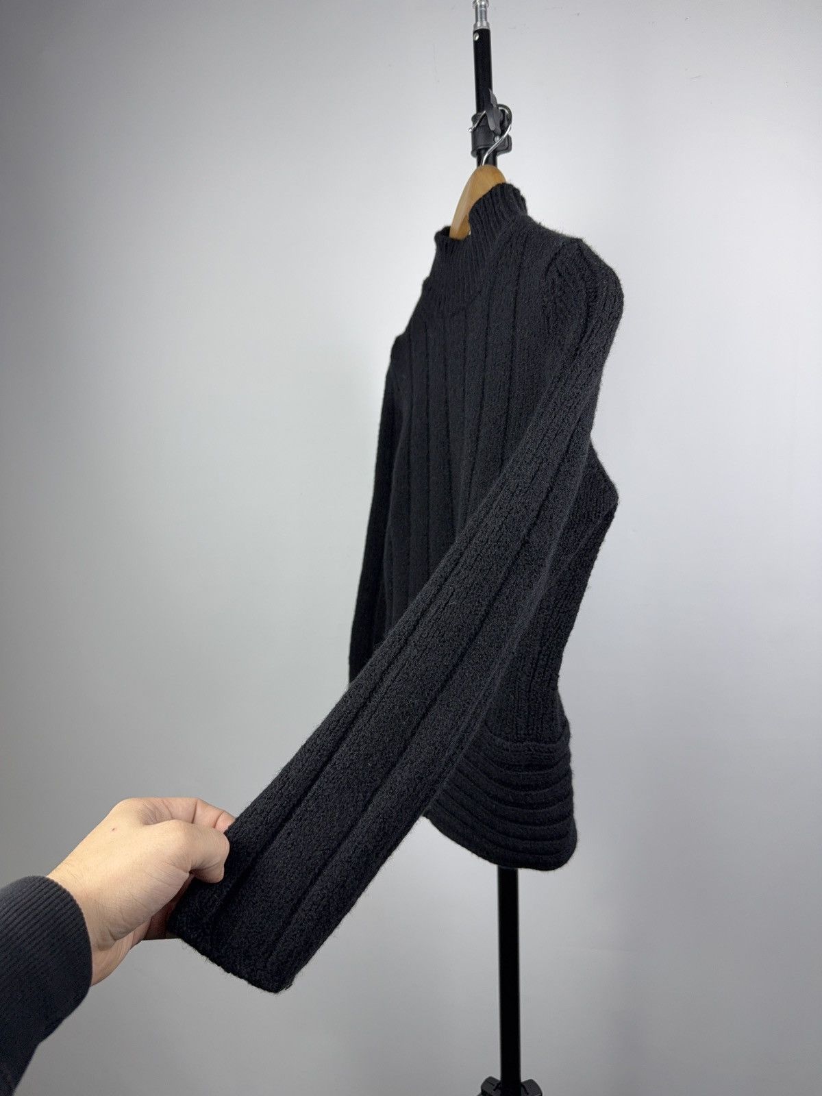 Hugo Boss Luxury HUGO Boss Black Ribbed Wool Knit Mock Neck Sweater Size XS / US 0-2 / IT 36-38 - 2 Thumbnail