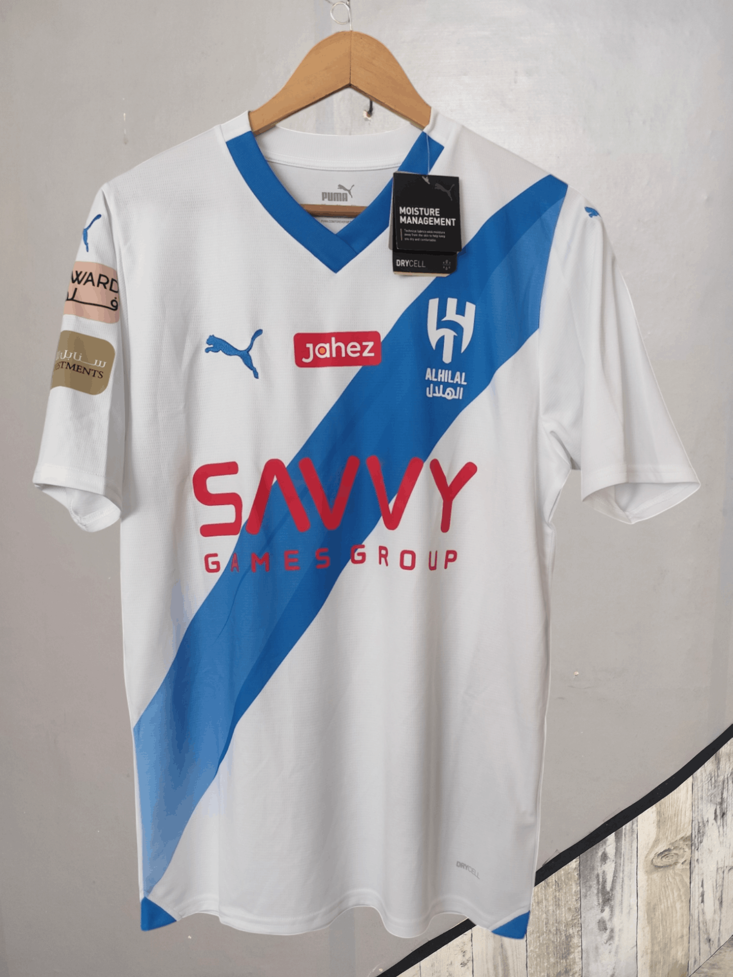 Puma Puma x 2023/24 Al Hilal Neymar #10 Away Jersey Size US M / EU 48-50 / 2 - 1 Thumbnail