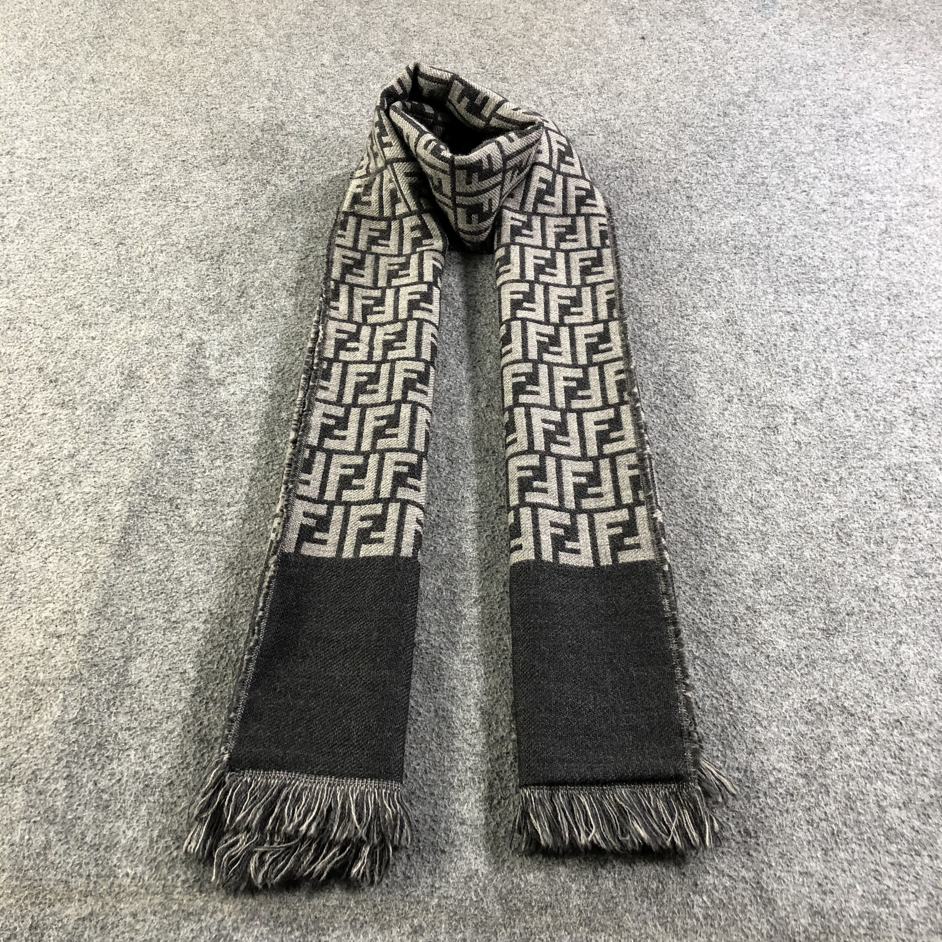 Fendi Fendi Monogram FF Full Print Black Wool Scarf Muffler V1283 Size ONE SIZE - 1 Thumbnail