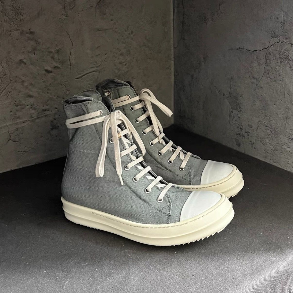 Rick Owens Rick Owens DRKSHDW Sample First Edition Teal Satin Sneakers Size US 7 / EU 40 - 2 Thumbnail