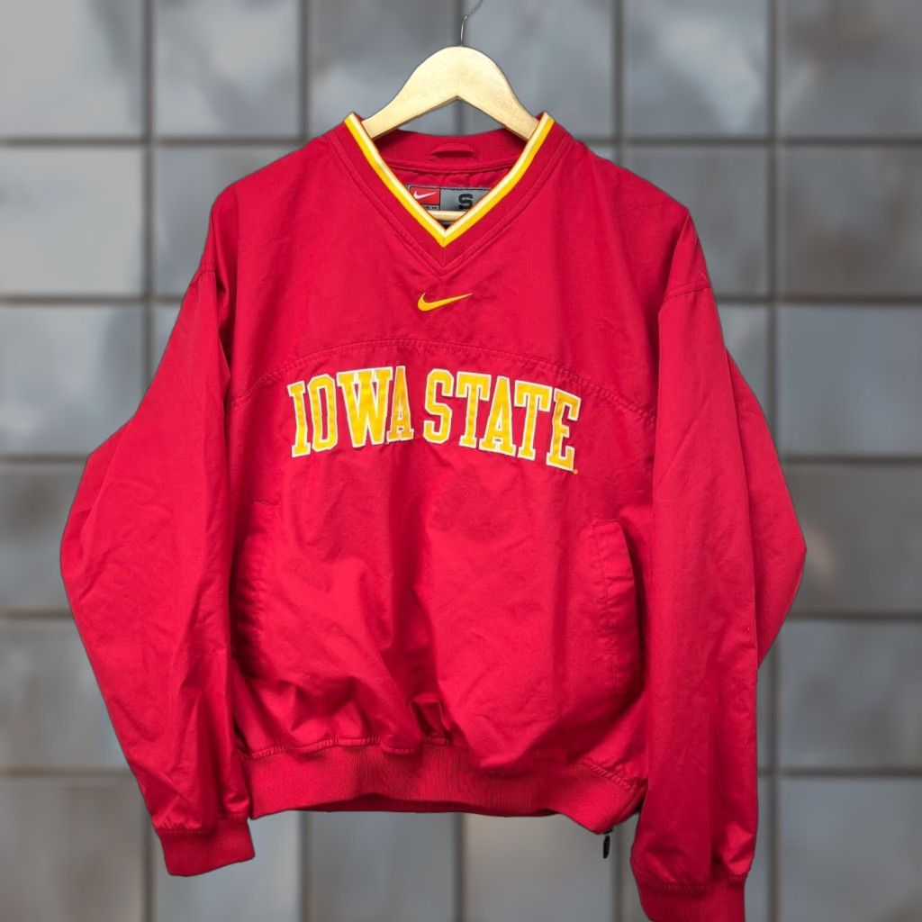 Nike VINTAGE Nike Iowa State Cyclones University Pullover Windbreaker Jacket S Red 90s Mens Jacket Size US S / EU 44-46 / 1 - 1 Thumbnail