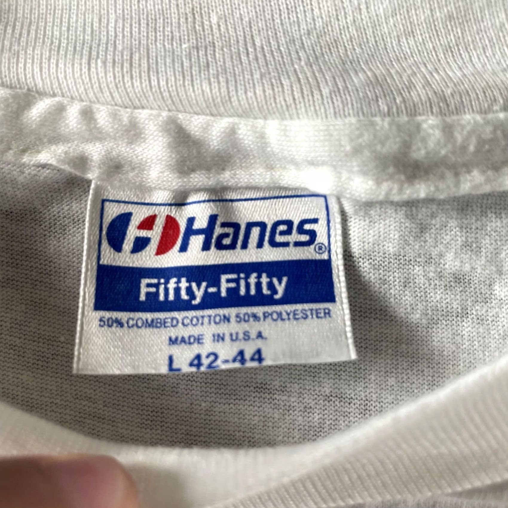 Hanes VINTAGE Hanes The Greatest Convention On Earth Shirt Mens L 1985 LA 80s White Crew Neck Graphic Print Clown USA Size US L / EU 52-54 / 3 - 3 Thumbnail