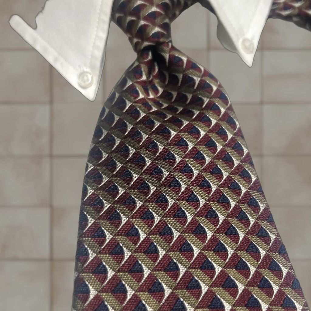 Vintage FERRELL REED Tie Men 100% Silk Red Navy Silver Abstract Design Classic 57-60 in USA Size ONE SIZE - 1 Thumbnail