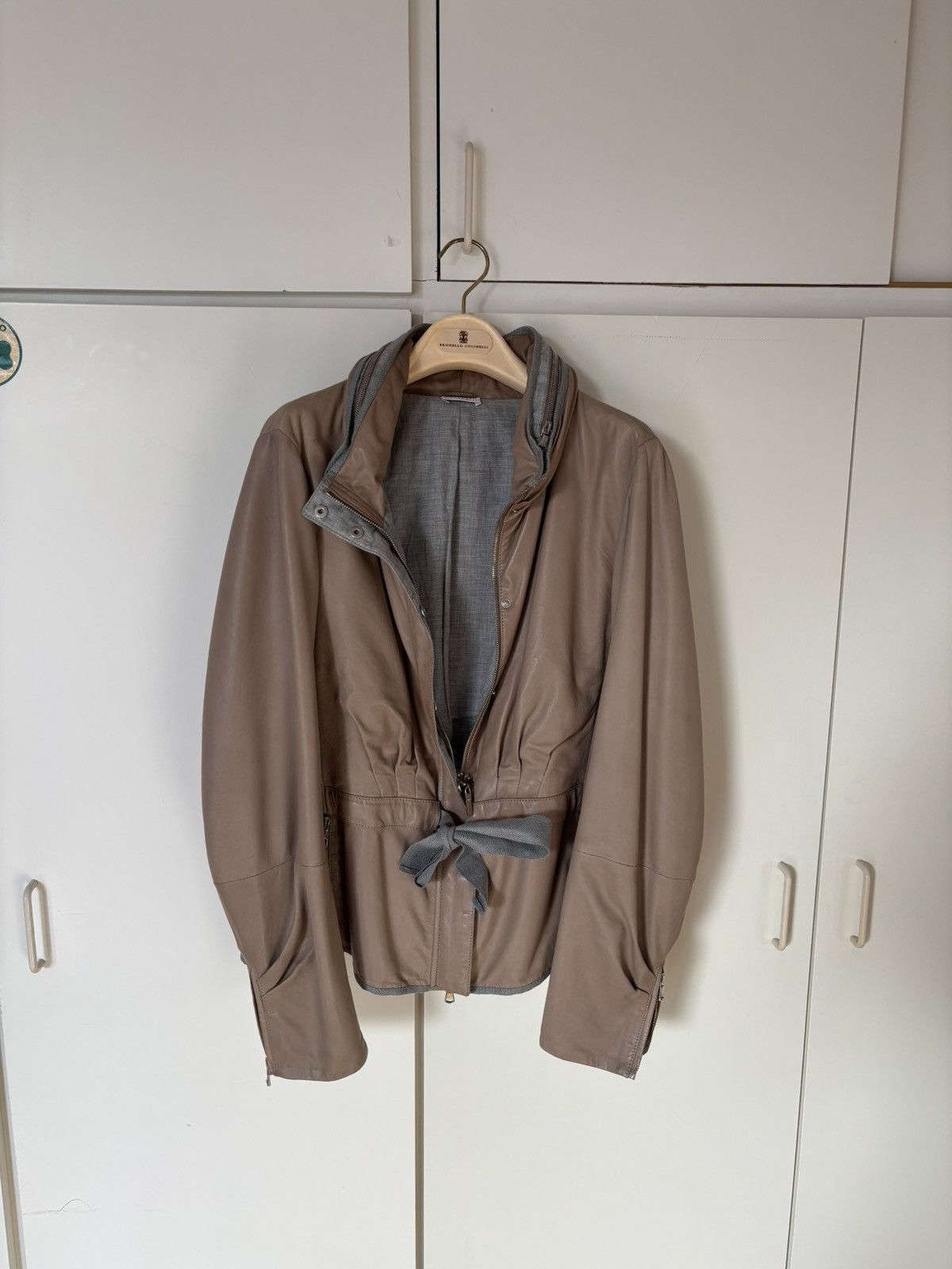 Brunello Cucinelli Brunello Cucinelli Elephant Beige Leather Bomber Jacket Size XL / US 12-14 / IT 48-50 - 5 Thumbnail