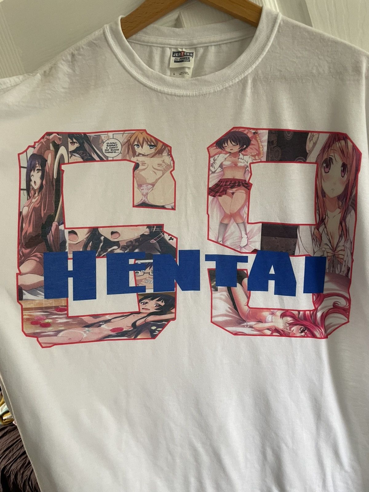 Other Men’s hentai t shirt horny anime Japanese size large Size US L / EU 52-54 / 3 - 2 Thumbnail