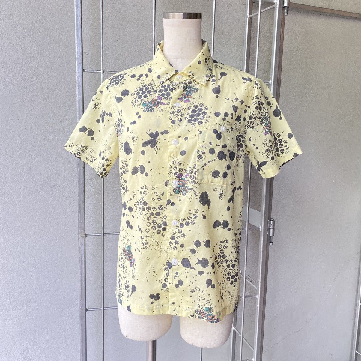 Designer × Japanese Brand RNA Inc. Yellow Honeycomb Bee Short-Sleeve Shirt Size M / US 6-8 / IT 42-44 - 10 Thumbnail