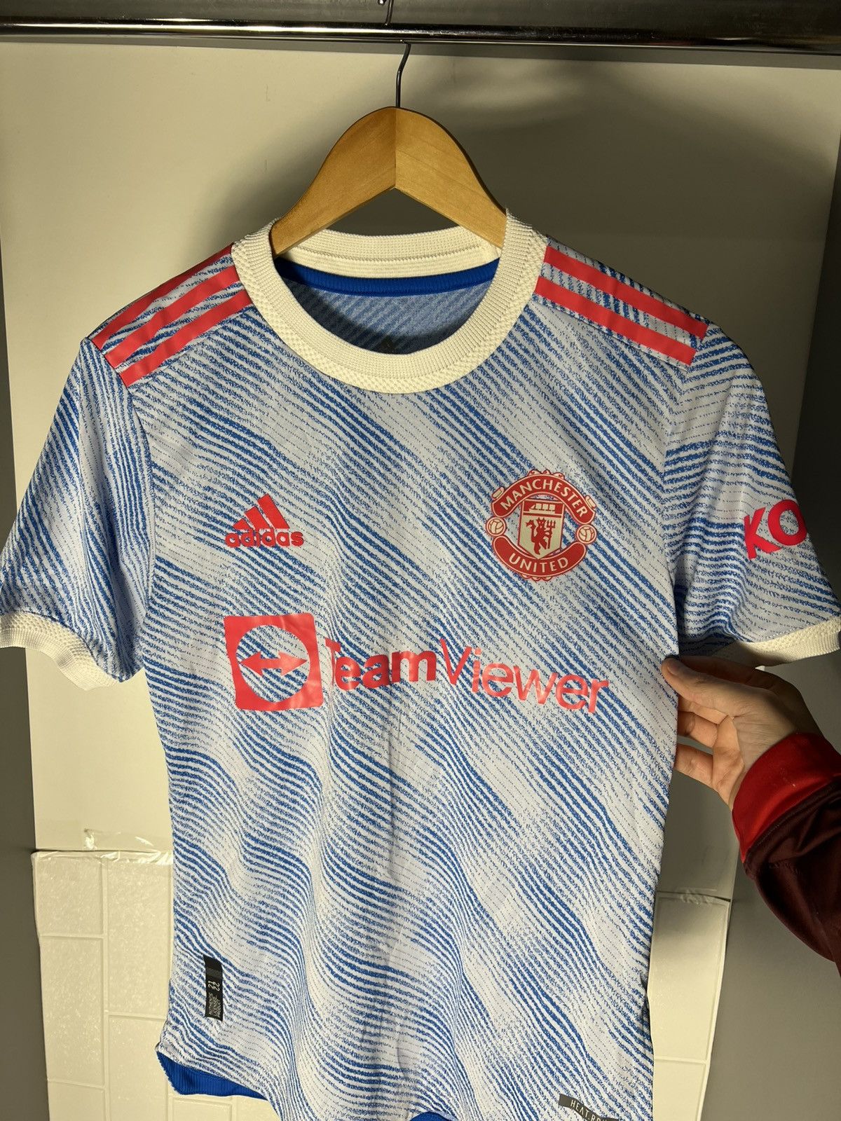 Vintage ADIDAS FC MANCHESTER UNITED ENGLAND SOCCER JERSEY RETRO Y2K Size US S / EU 44-46 / 1 - 8 Thumbnail