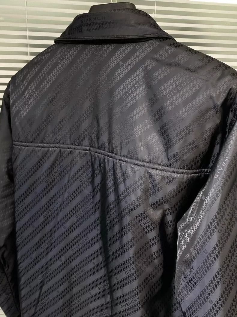 Givenchy Givenchy Size 48Double-sided insulated jacket, logo print, Size US XL / EU 56 / 4 - 6 Thumbnail