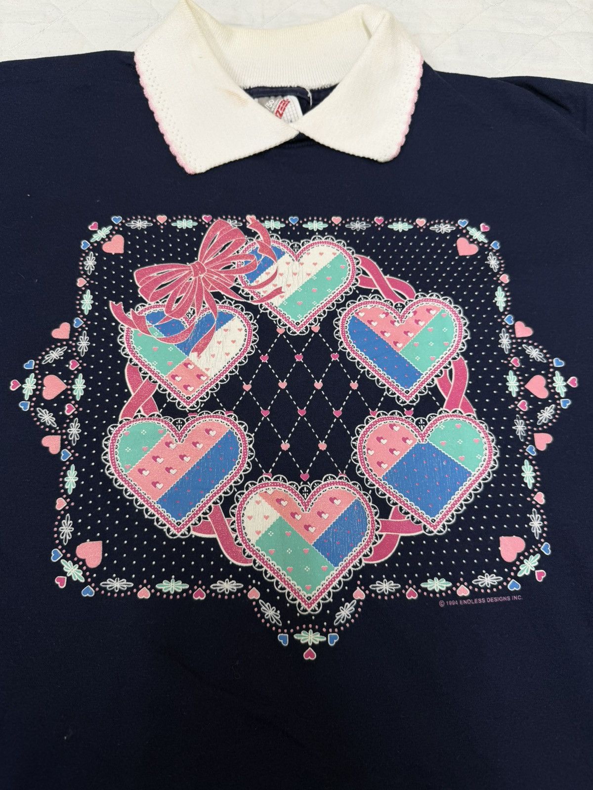 Jerzees Vintage 90s Patchwork Hearts Collared T-Shirt Size US L / EU 52-54 / 3 - 2 Thumbnail