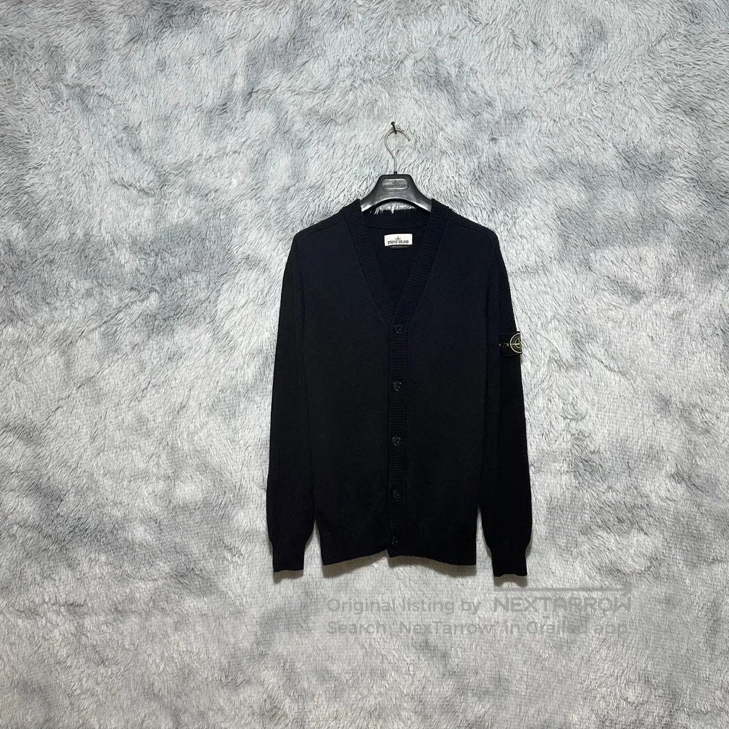 Stone Island stone island v-neck knit sweater black size L. Size US L / EU 52-54 / 3 - 1 Thumbnail