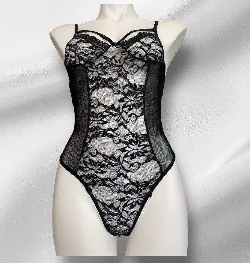 Designer NWT Black Lace Embroidered Mesh One-Piece Bodysuit S/M Size M / US 6-8 / IT 42-44 - 3 Thumbnail