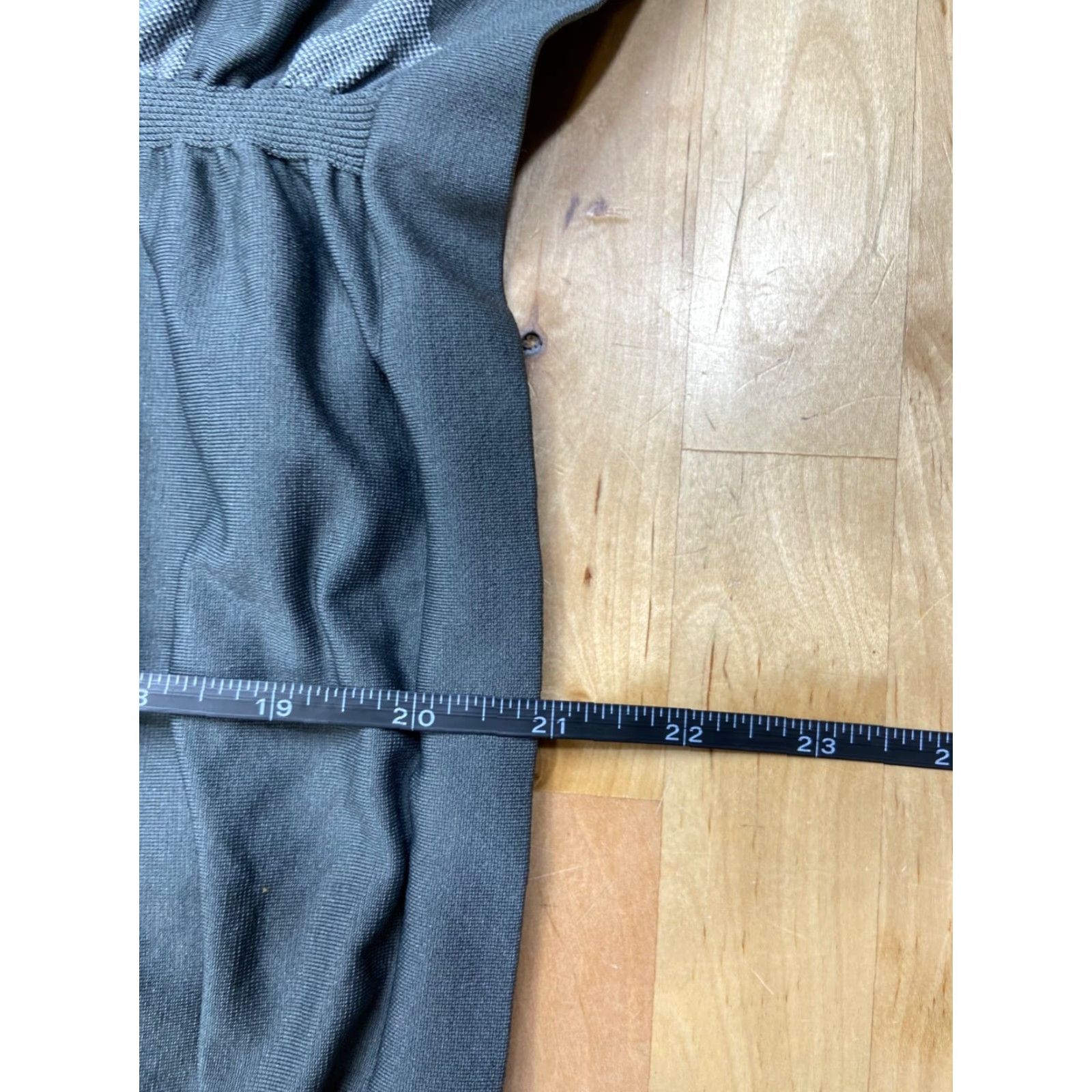 Athleta Athleta Tank Women's M Gray Pullover Gym & Training Sleeveless Activewear Athletic Baseline Size M / US 6-8 / IT 42-44 - 3 Thumbnail