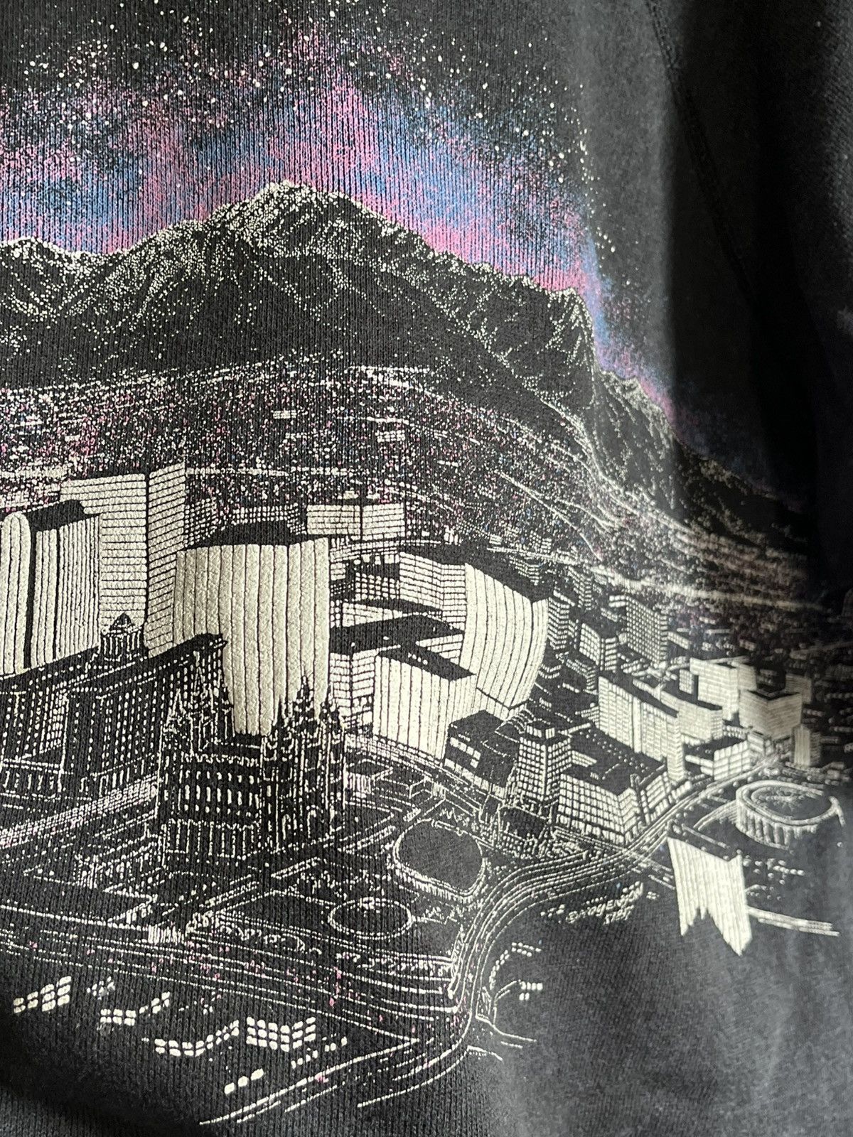 Hanes × Vintage Vintage 80s Salt Lake City Hanes Sweatshirt XL USA Size US XL / EU 56 / 4 - 7 Thumbnail
