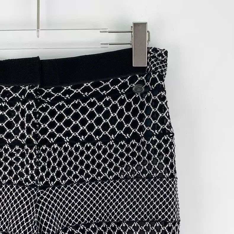 Chanel Chanel Black hollow woven cotton casual knitted tweed trou Size 25" / US 0 / IT 36 - 3 Thumbnail