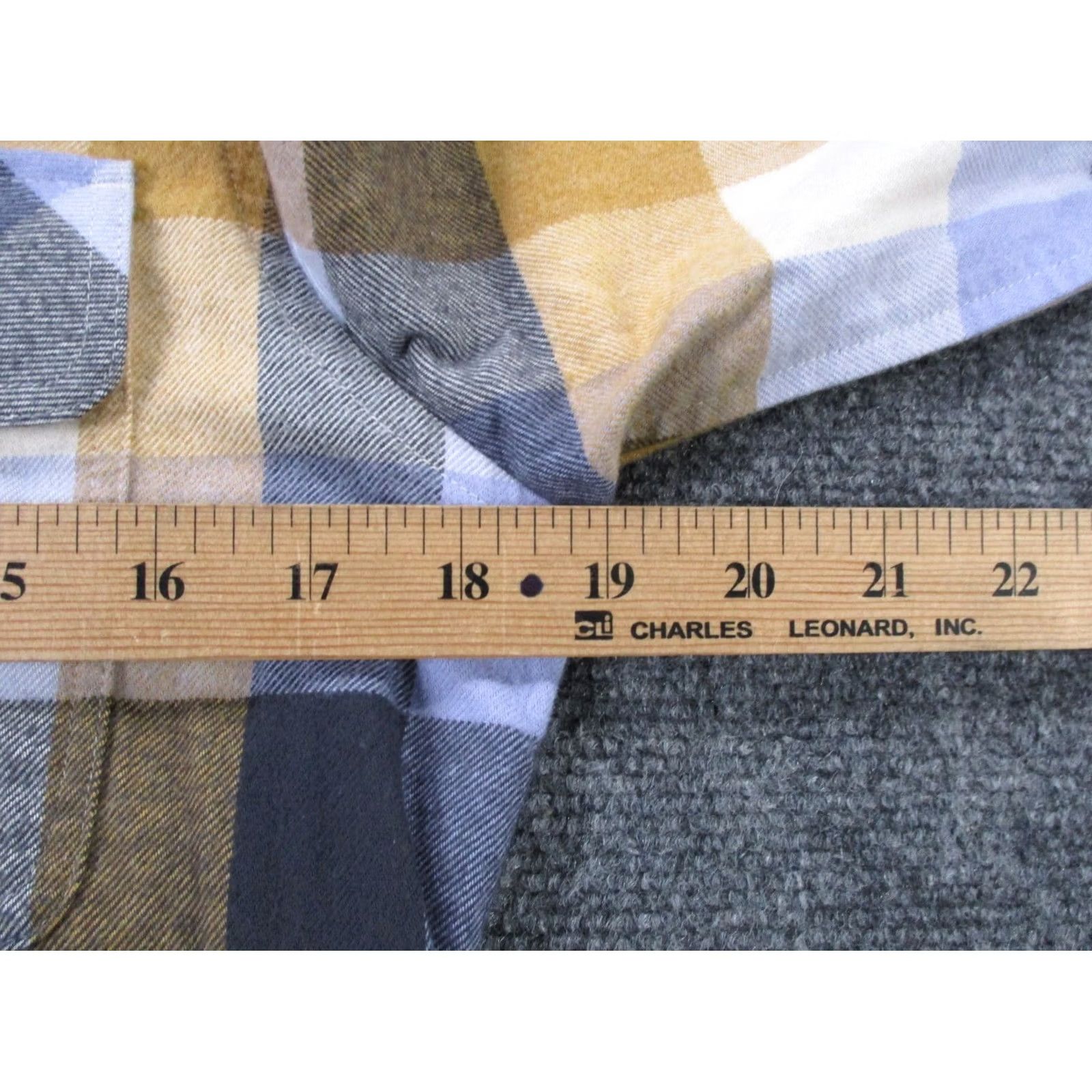 Patagonia Patagonia Shirt Womens S Plaid Organic Cotton Fjord Flannel Work Casual 42405 Size S / US 4 / IT 40 - 5 Thumbnail