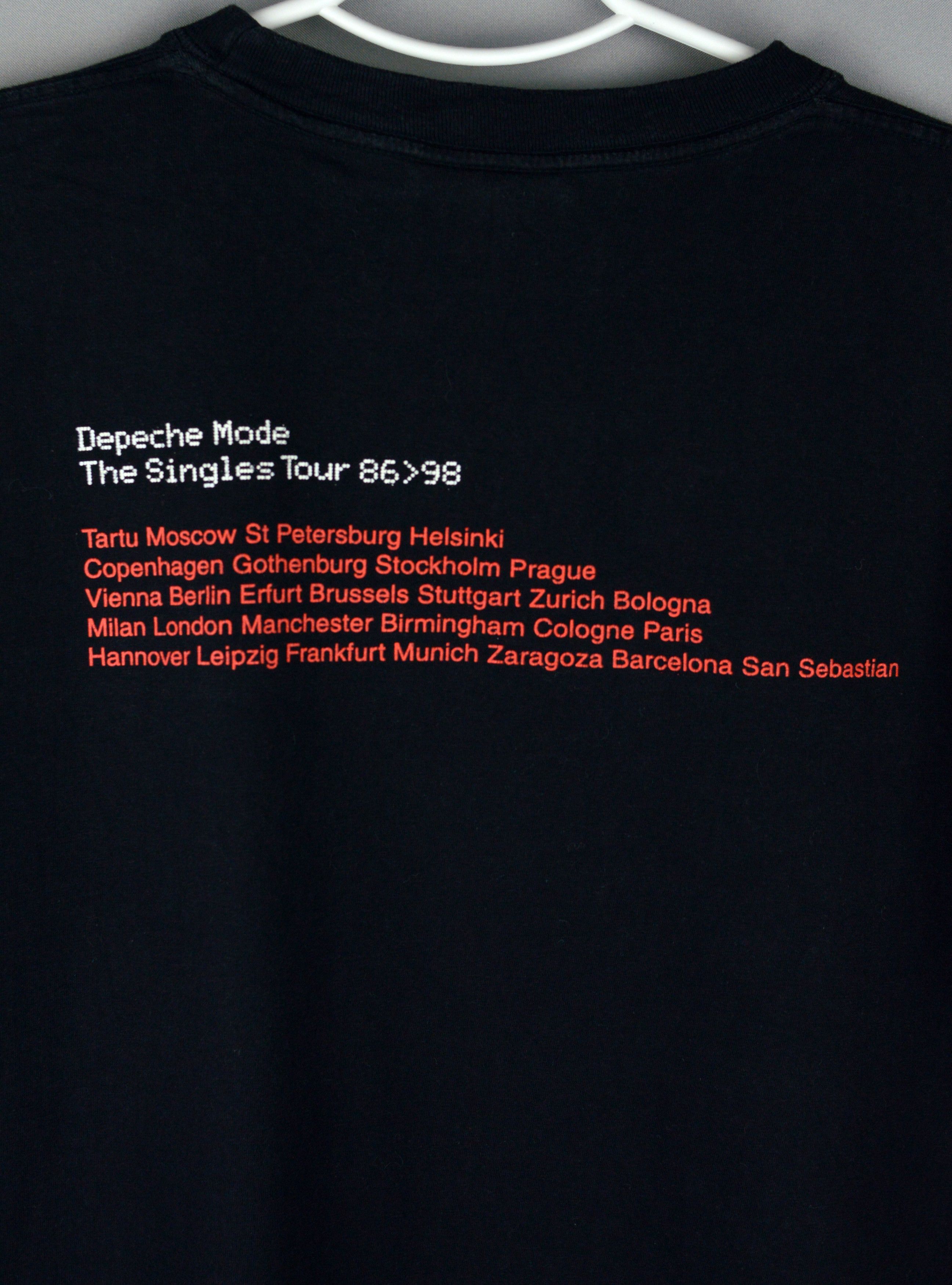 Band Tees × Vintage Vintage Depeche Mode The Singles Tour 1998 t shirt Size US L / EU 52-54 / 3 - 7 Thumbnail