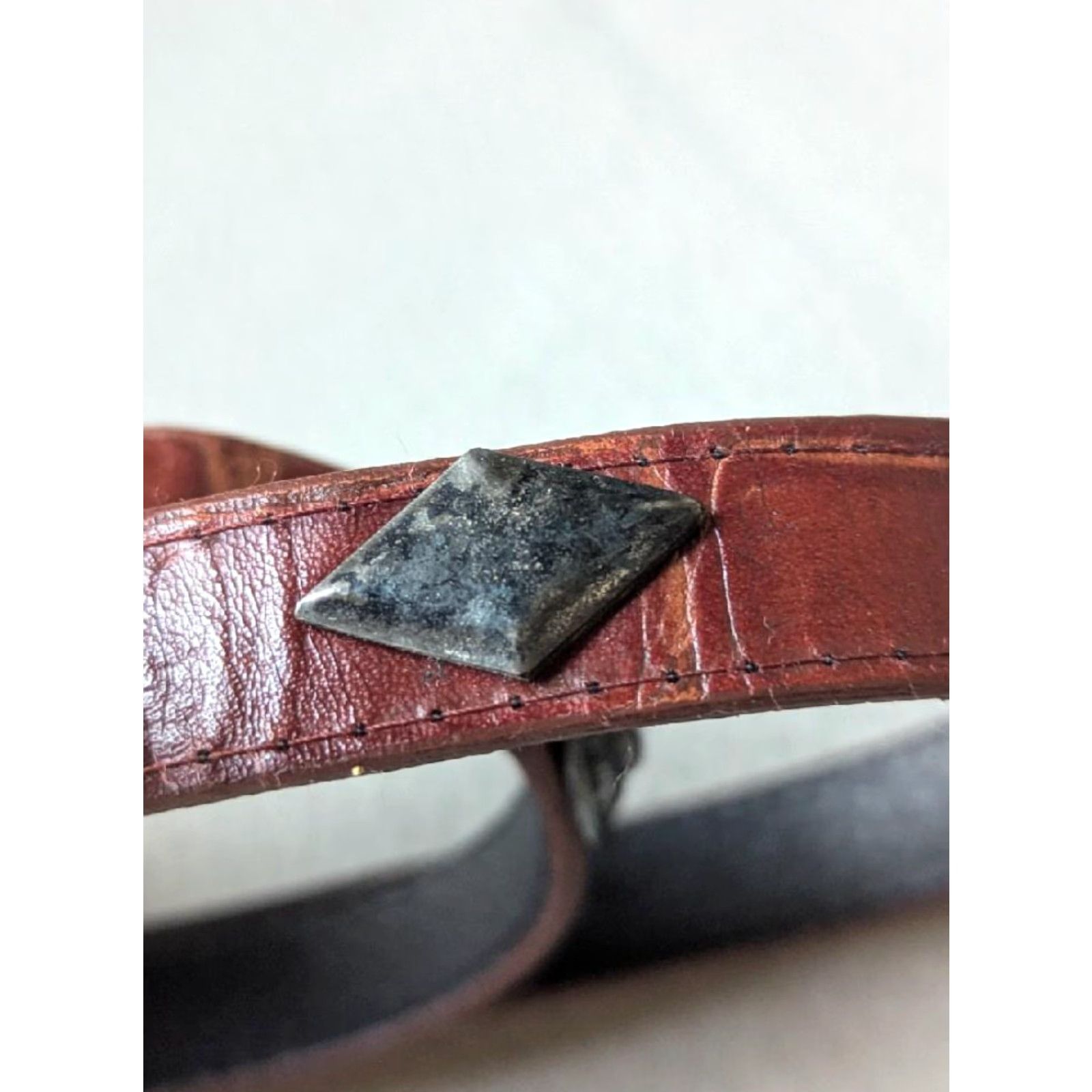 Vintage VINTAGE Spain Western Belt Unisex Adults 30 Brown Leather Embossed Alligator Concho 0.75" Western Belt Mens Womens Boys Girls Size 30 - 3 Thumbnail