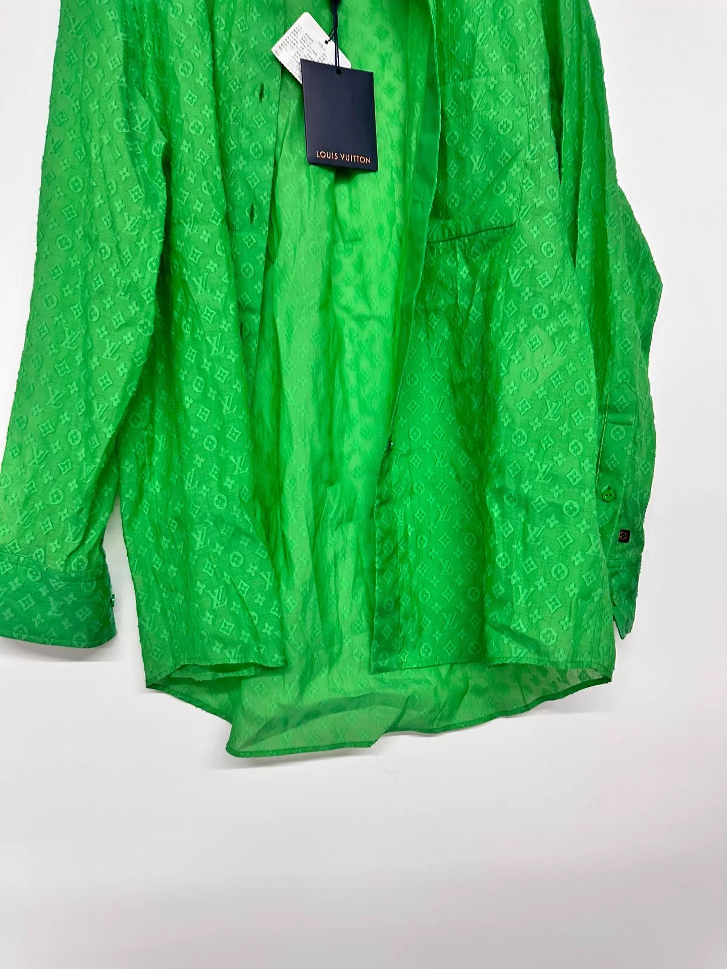 Louis Vuitton Louis Vuitton All Over Print Shirt New With Tags 40 Size M / US 6-8 / IT 42-44 - 7 Thumbnail