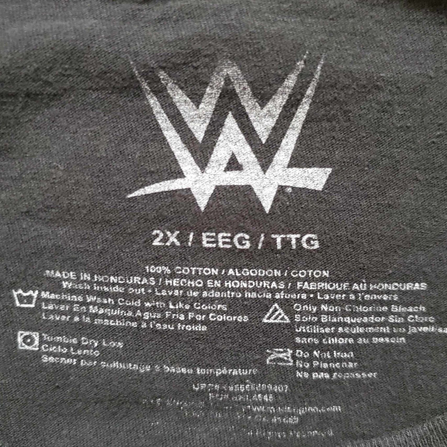 Vintage VINTAGE WWE T-Shirt The Rock vs John Cena Wrestle Mania 28 2XL Black 2012 Miami Florida Shirt Mens Regular Logo Size US XXL / EU 58 / 5 - 2 Thumbnail
